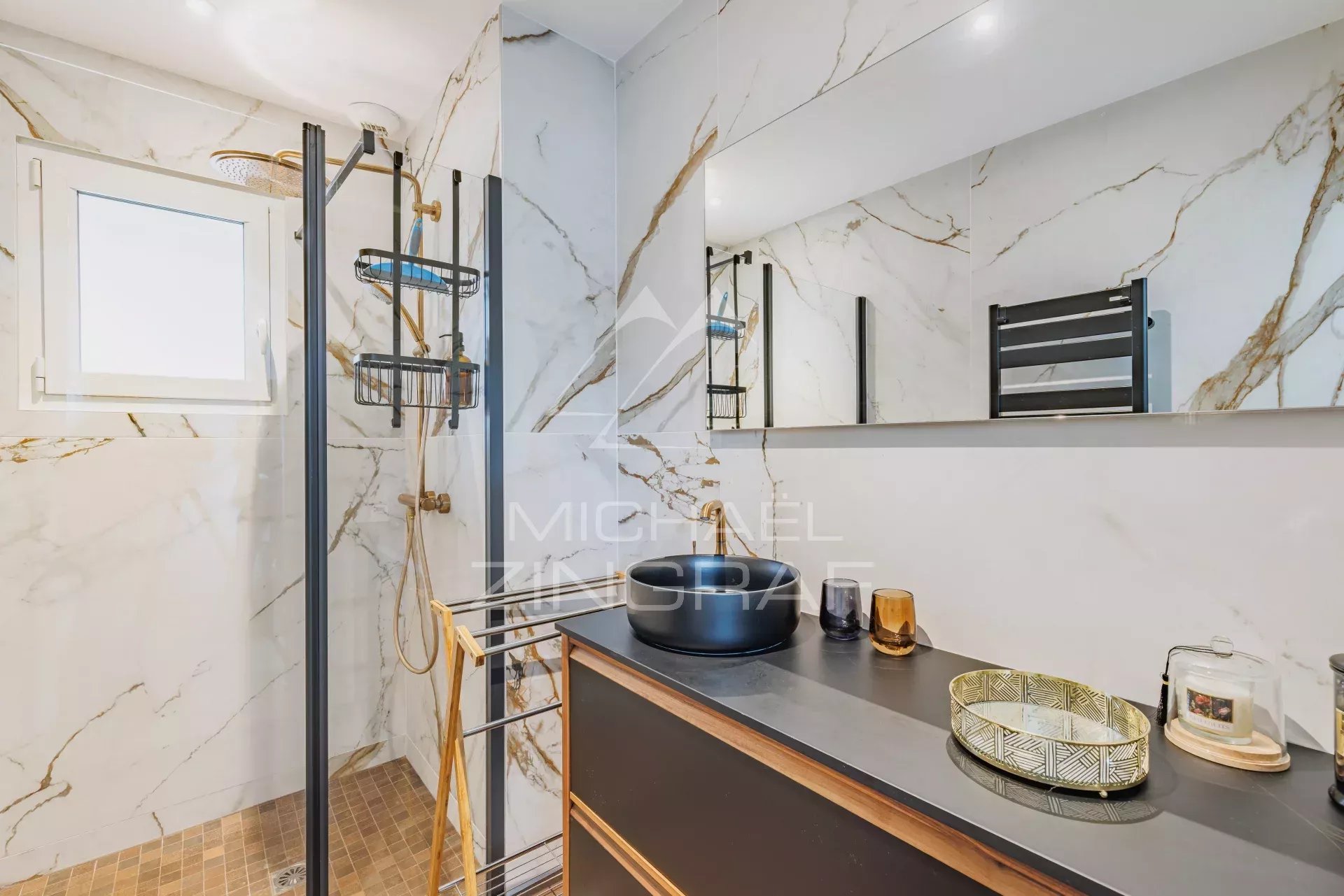 GUJAN-MESTRAS - MAISON DE 5 PIÈCES DE PLAIN-PIED AVEC PISCINE