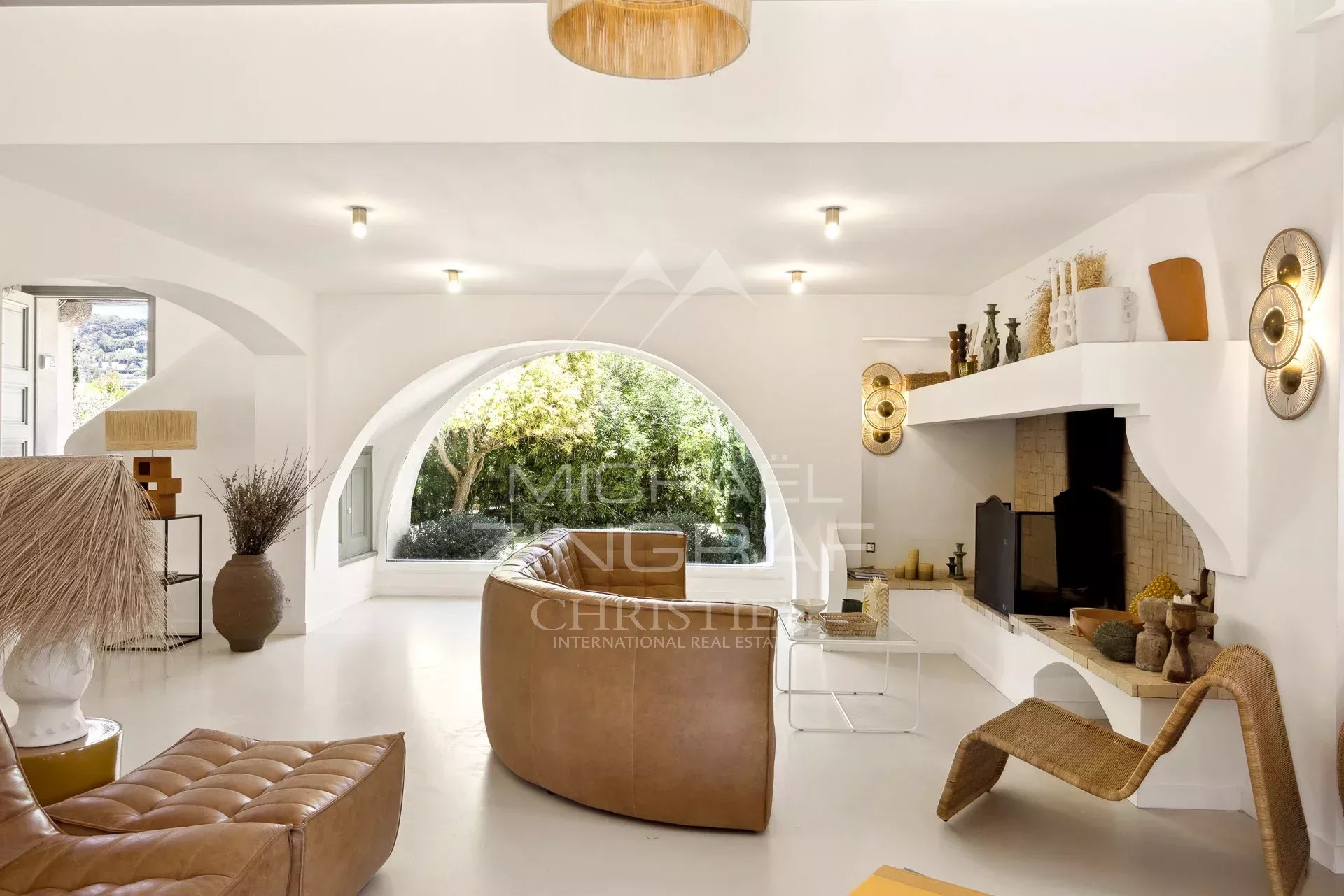 Saint-Paul-de-Vence : Propriété de charme au calme avec piscine