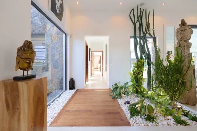 Luxury 4 bedroom Villa in Grand Bay