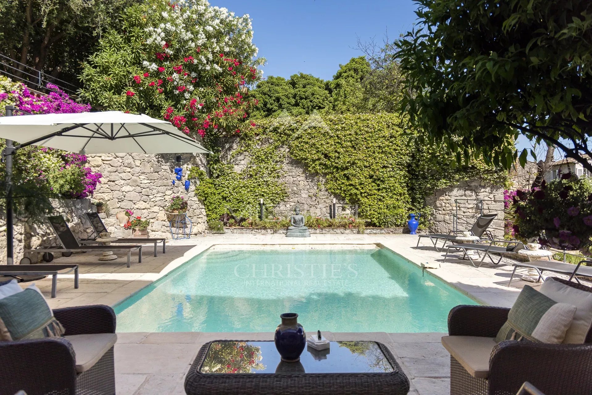 Biot - Old pottery from the 18ᵉ century