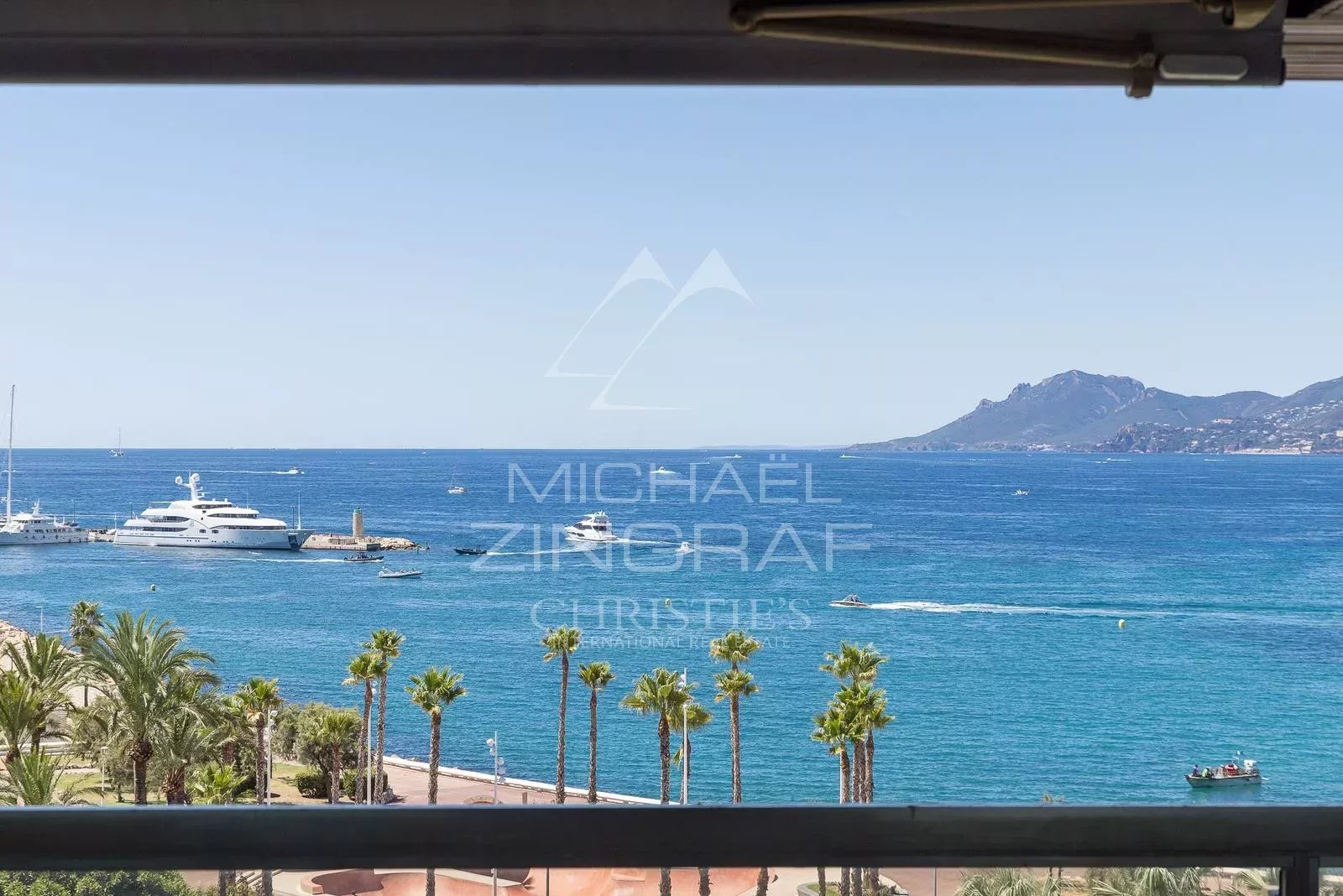 Cannes - Croisette - Wunderschöne Wohnung mit 2 Schlafzimmern