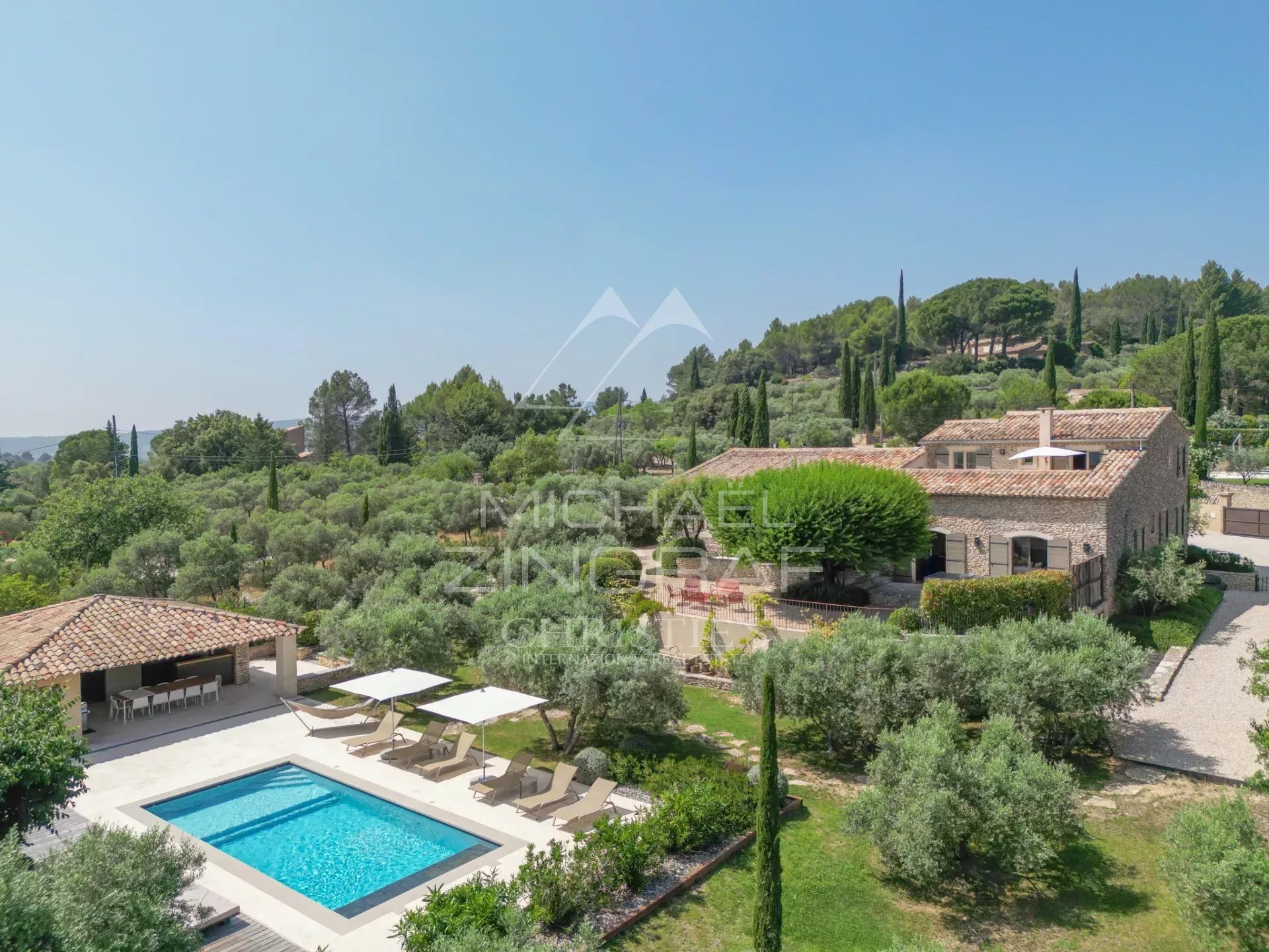 Gordes -  Splendide maison avec vue
