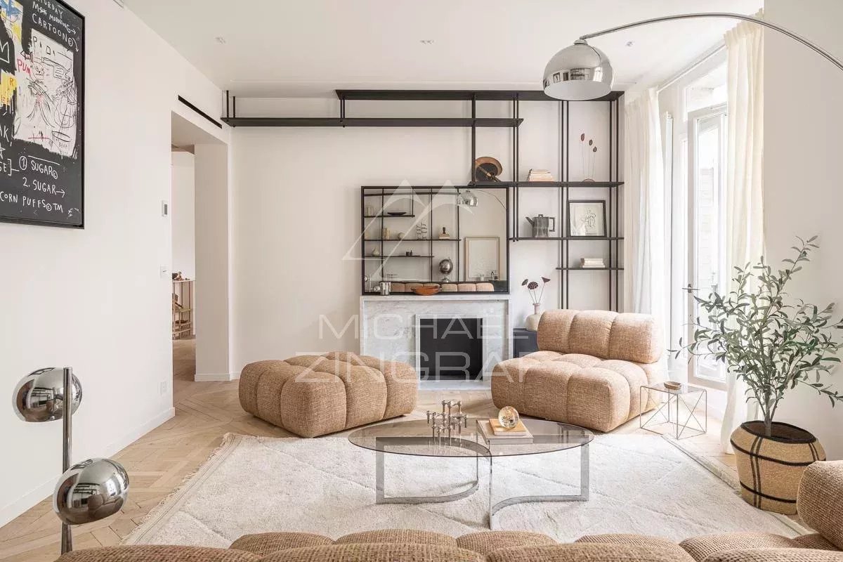 A vendre - Triangle d'or - 3 Suites - Parfait Etat - Clim