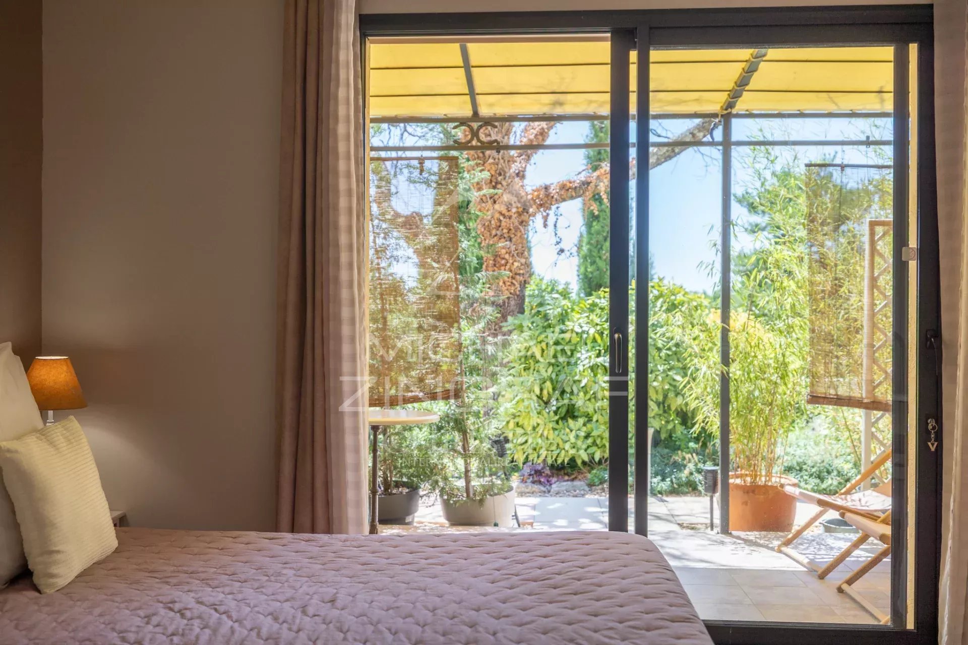 Exclusivité - Luberon - Belle propriété avec piscine et dépendances