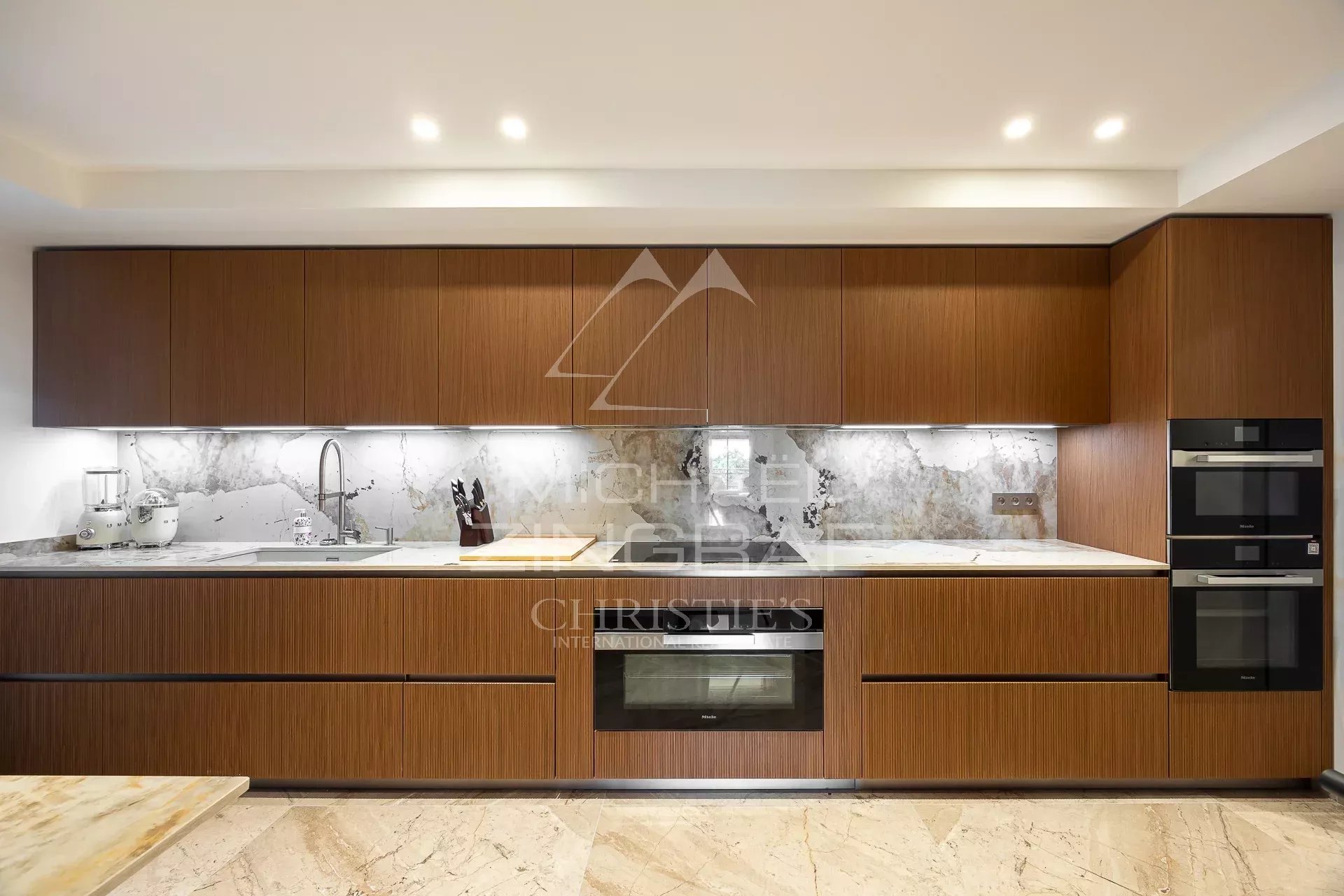 Cannes Croisette, Stunning Luxury Apartment