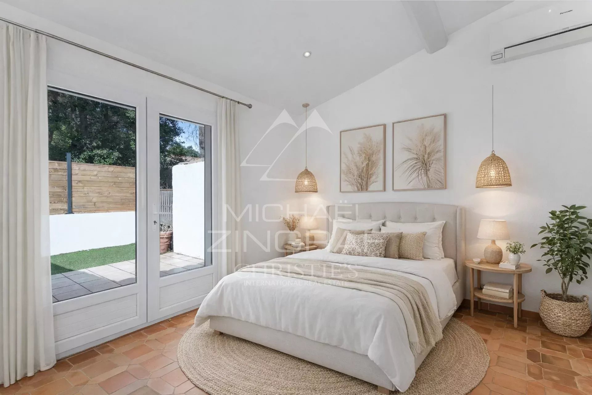 Beauvallon – Charmantes Haus mit Meerblick und Strandzugang