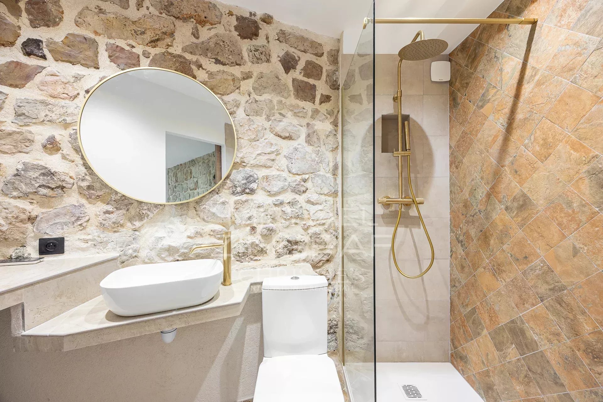 Charming Property – Old Antibes – Just Steps from the Ramparts