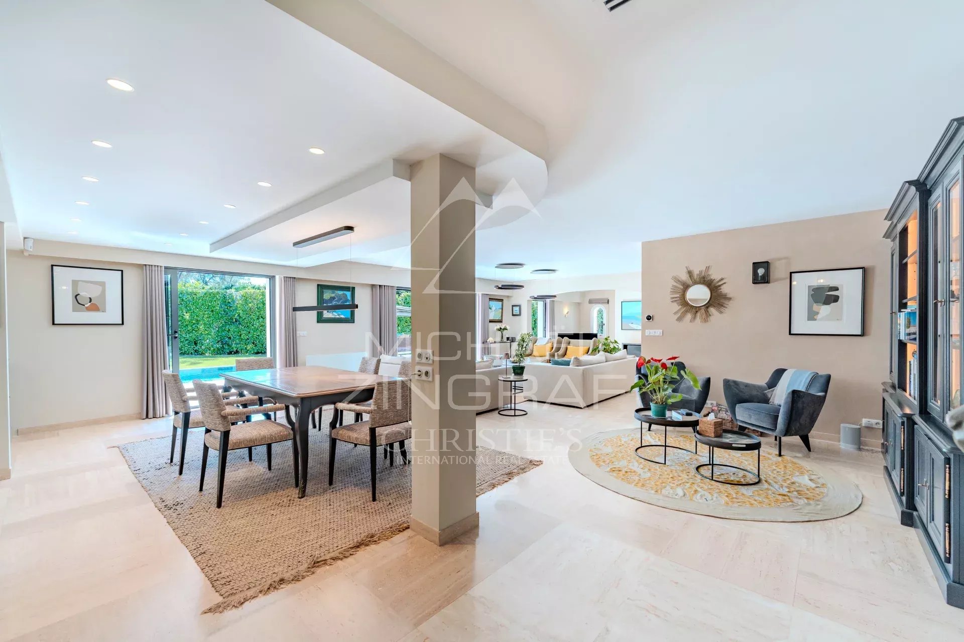 Mougins - Ruhige Lage, ebenerdige Villa - 5 Schlafzimmer