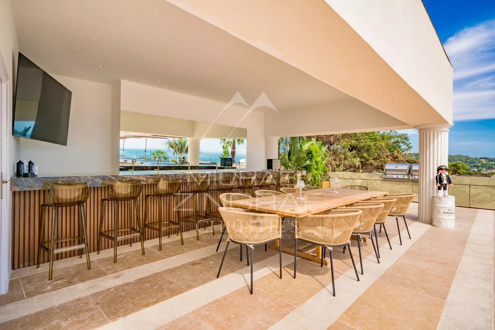 Aux portes de Cannes - Villa vue mer panoramique - 11 suites