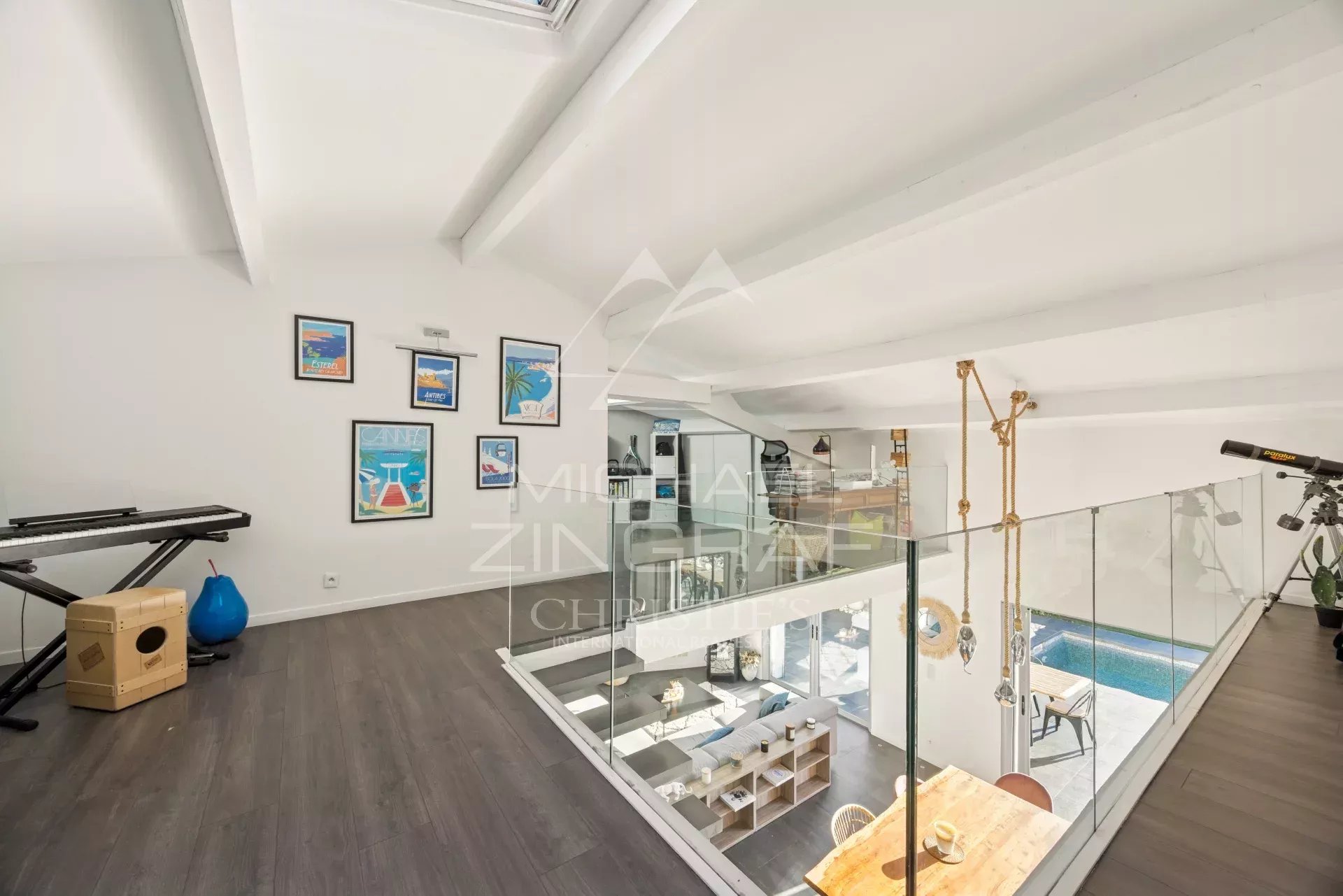 Charming modern Provençal-style villa