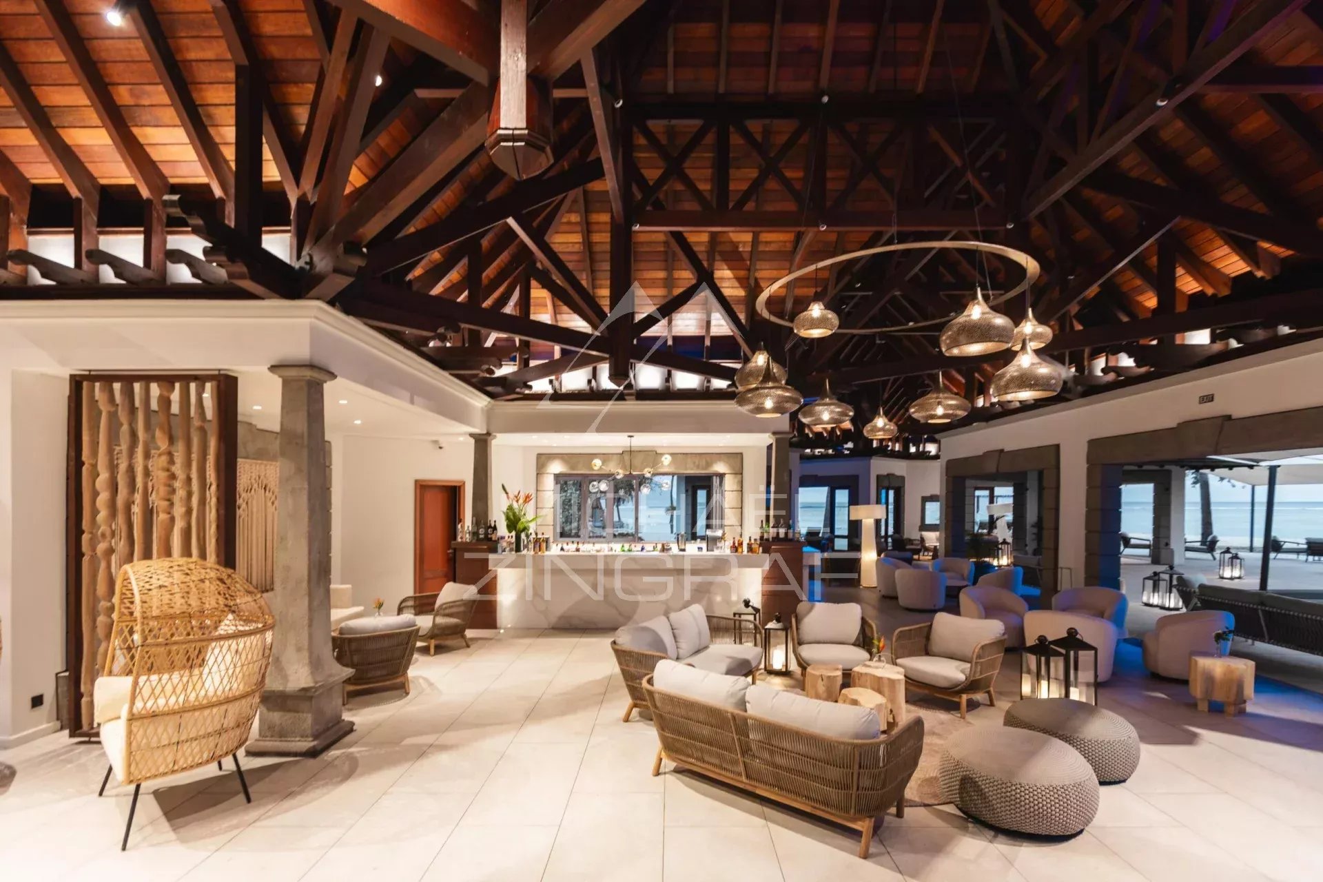 Penthouse in the heart of a prestigious 5-star resort.