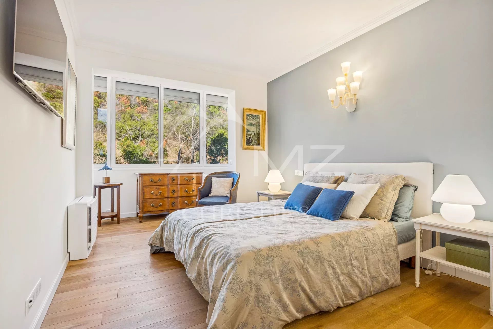 Hervorragende Wohnung in einer prestigeträchtigen Residenz