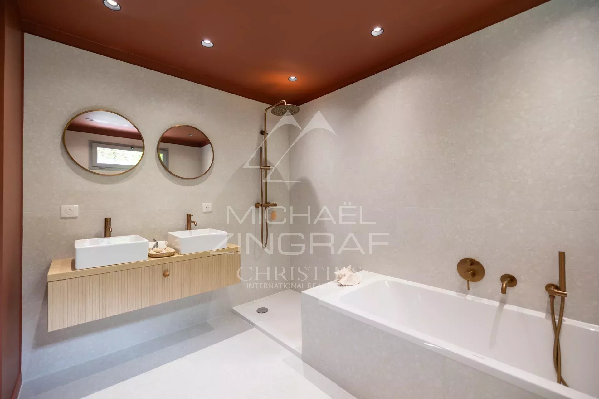 VILLEFRANCHE SUR MER - Magnifique 3 Pièces entièrement rénové