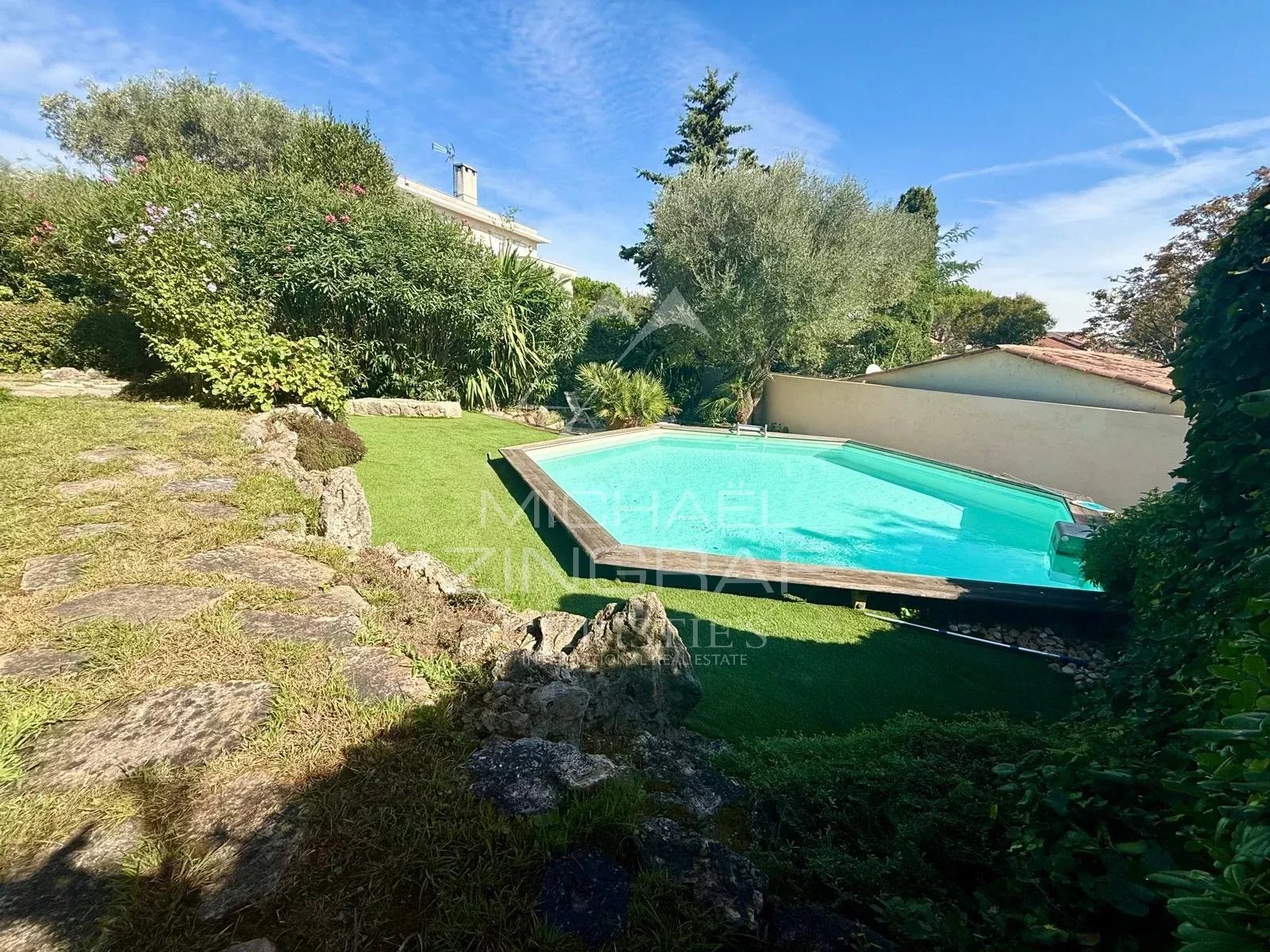 Cap d’Antibes – Charaktervolles Haus in Strandnähe