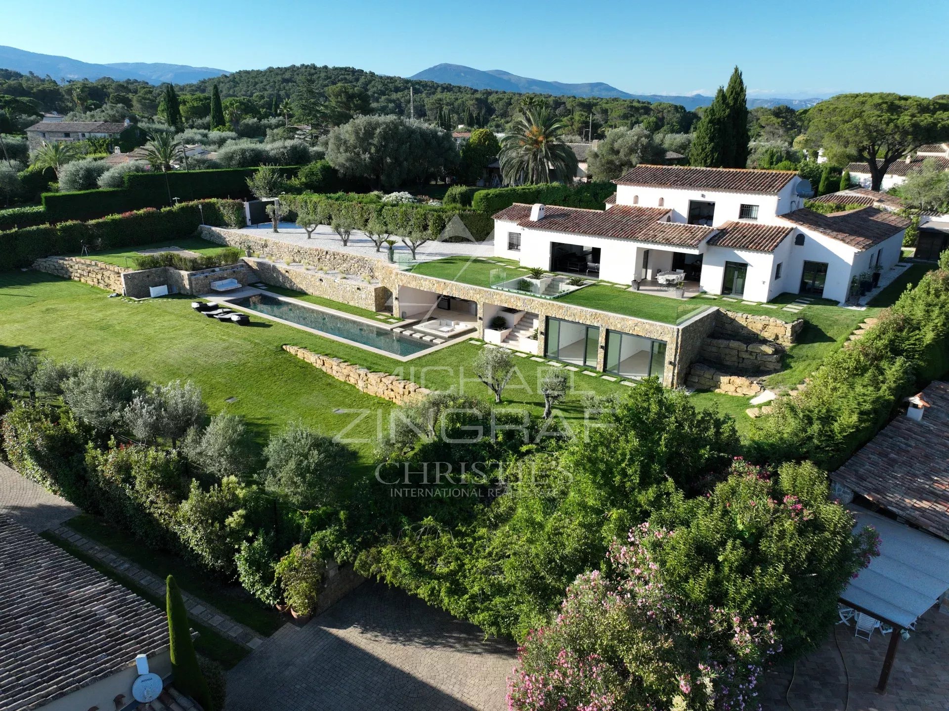 Exceptional Property for Sale : Luxury and Comfort at Your Fingertips