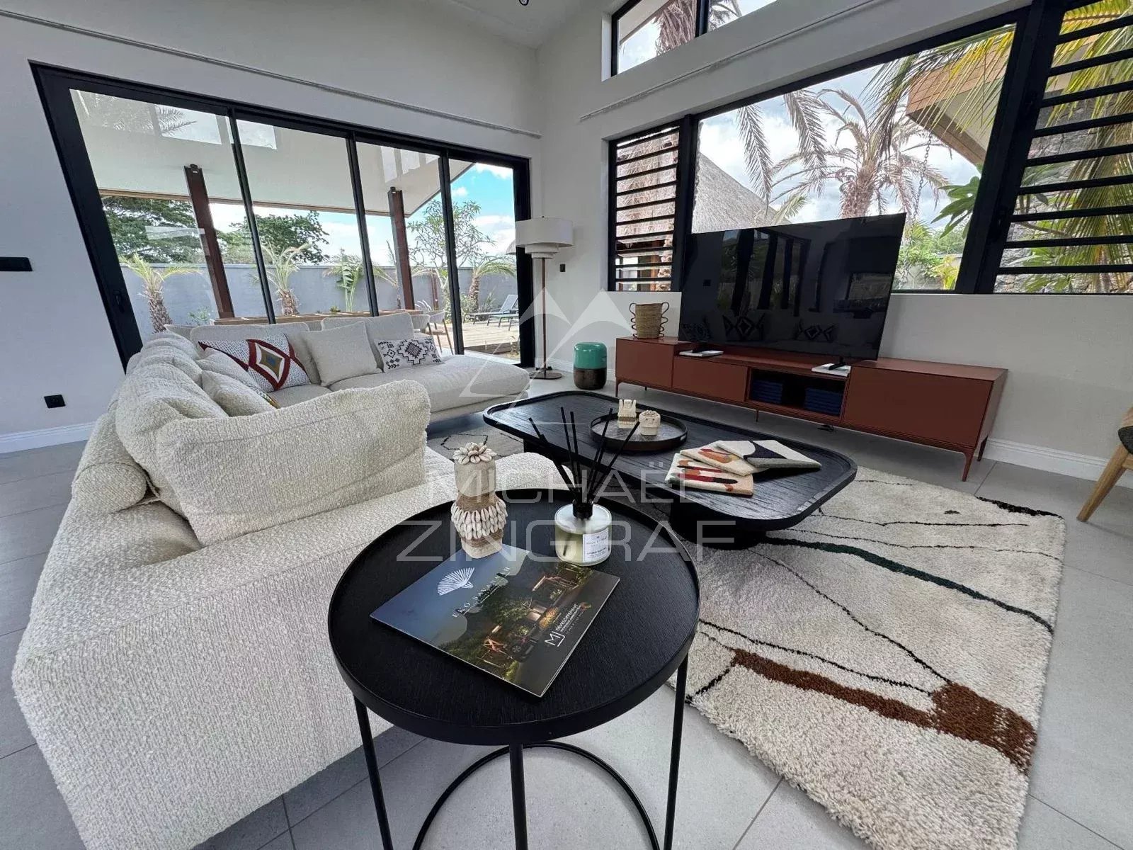 VILLA CONTEMPORAINE EN REVENTE – ÉCO SAVANAH, RIVIERE NOIRE