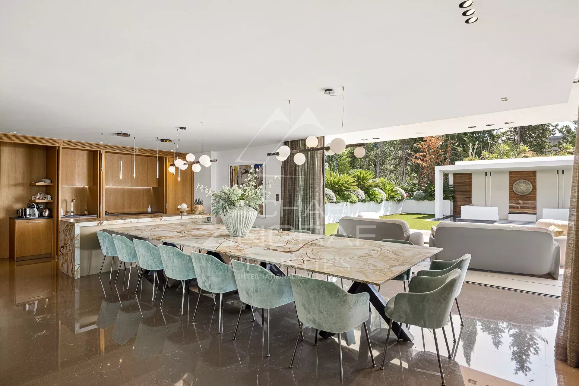 Cannes – Panoramic sea view