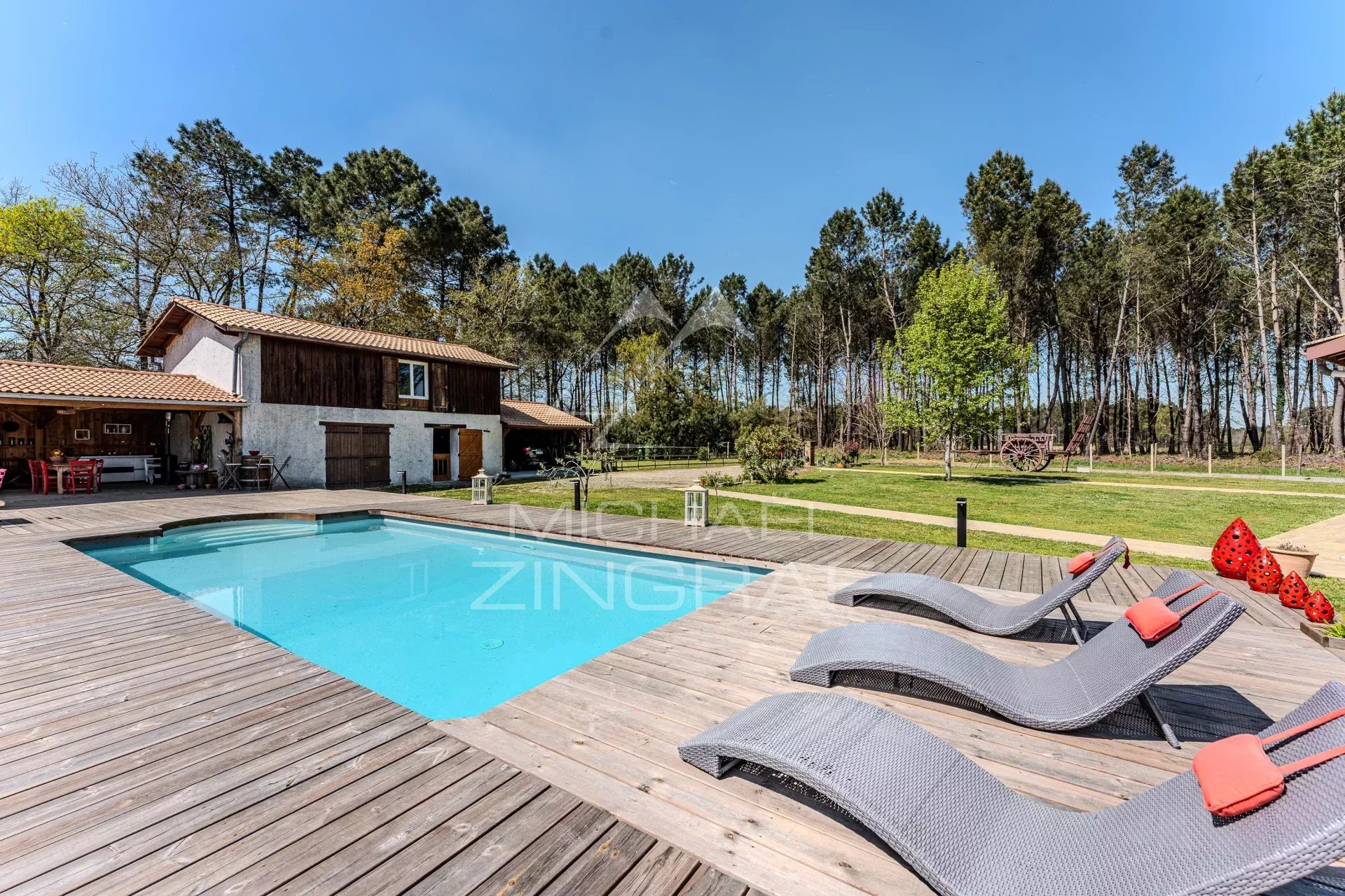 Une rénovation contemporaine au sud du Bassin