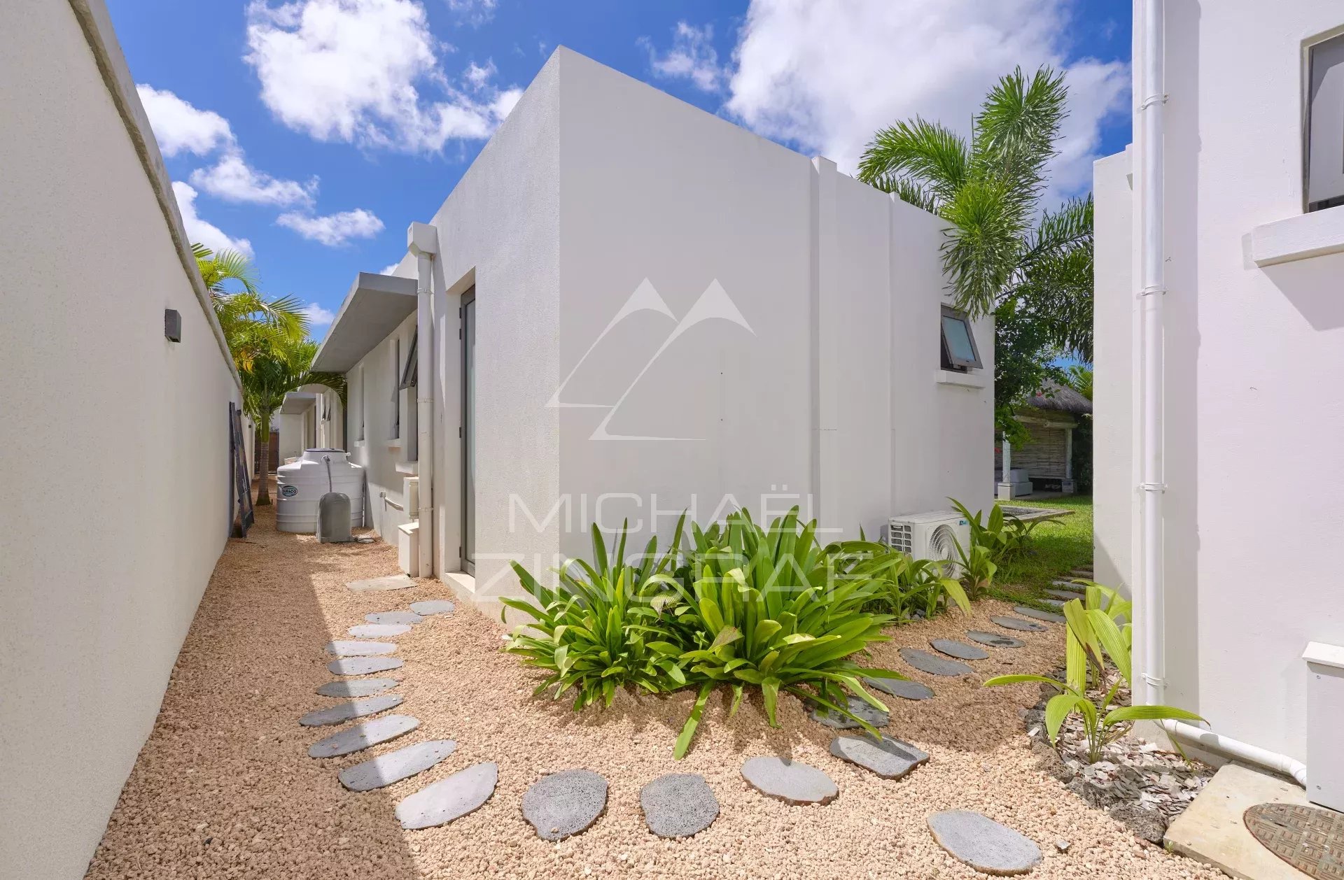 Villa de 4 chambres dans résidence sécurisée à Grand Baie