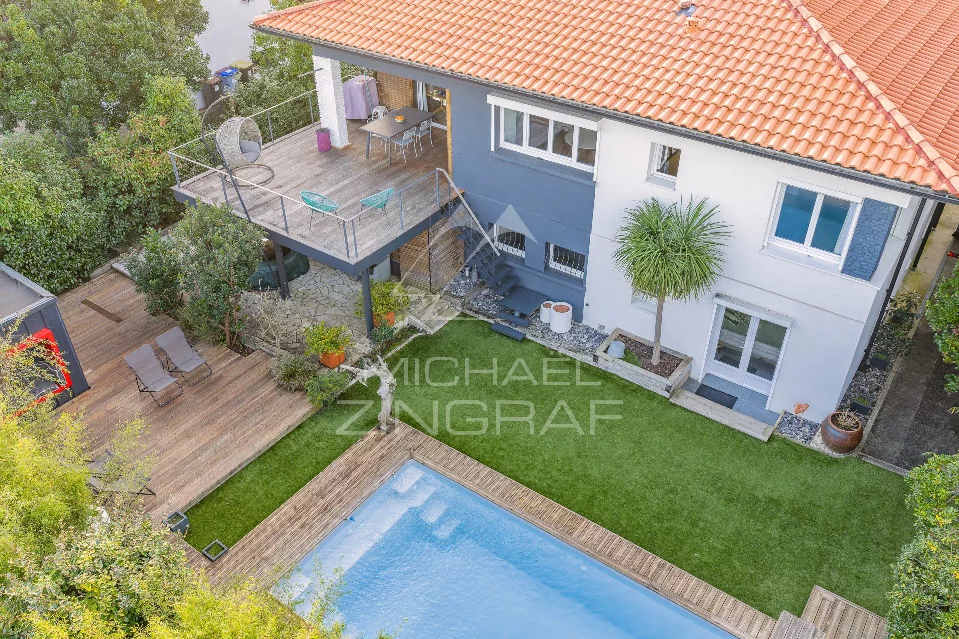 Maison contemporaine avec jardin et piscine au cœur de La Hume