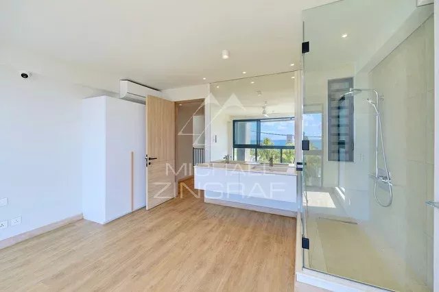 Exceptional Duplex in Pointe aux Canonniers