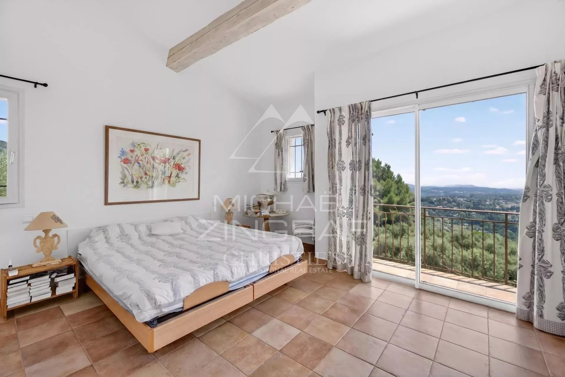 Elegant Provençal villa