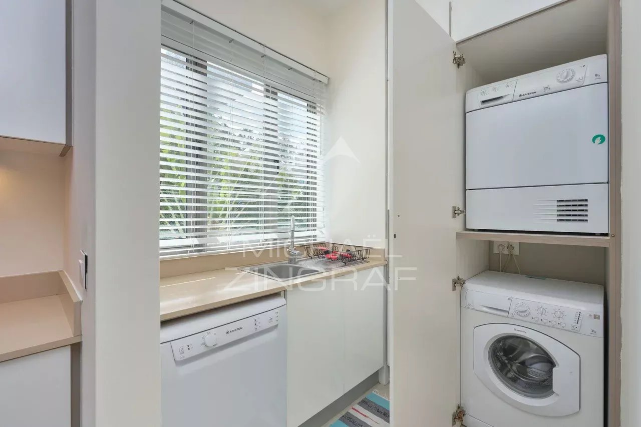 3-Schlafzimmer-Wohnung mit Bad in einer gesicherten Residenz in Bain Boeuf