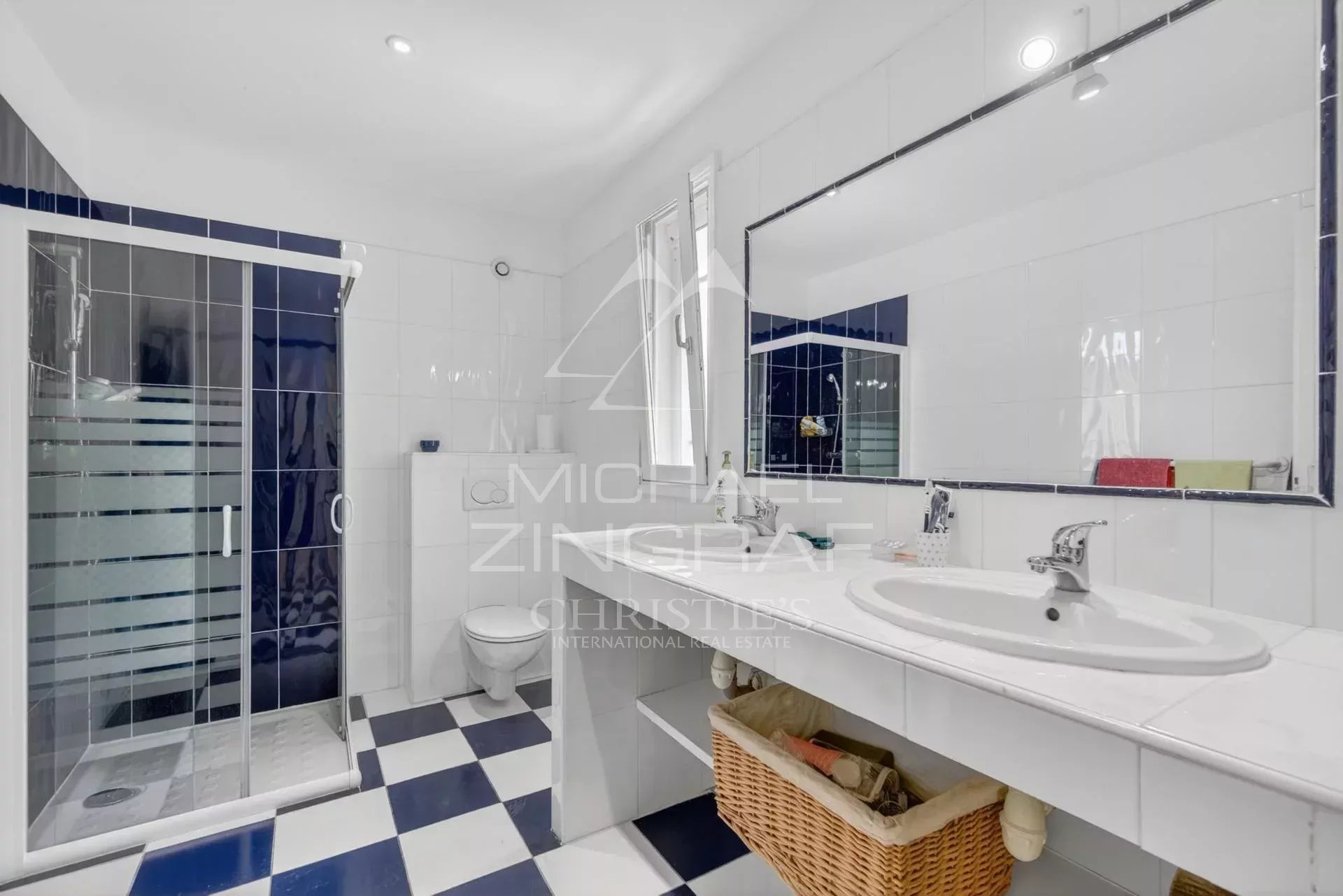 Elegant Provençal villa