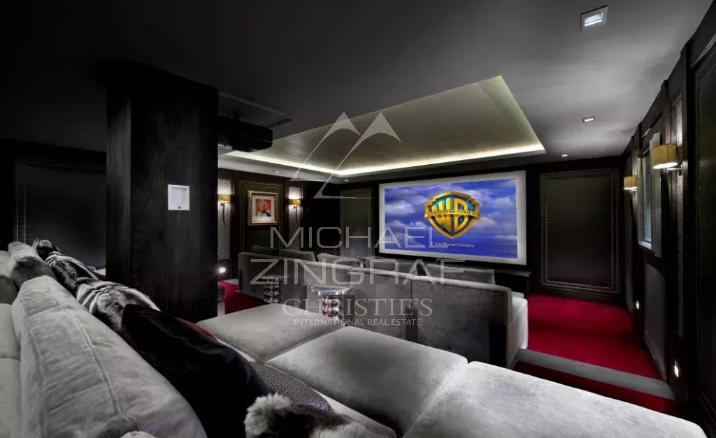 Luxury Chalet in Courchevel – Luxury, Serenity & Proximity to the Slopes (565 m² – 12 people)