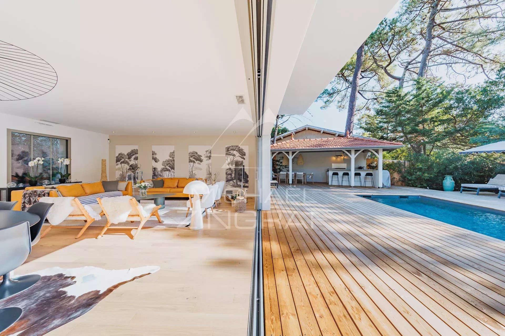 Abatilles – Elegante Familienvilla mit Pool