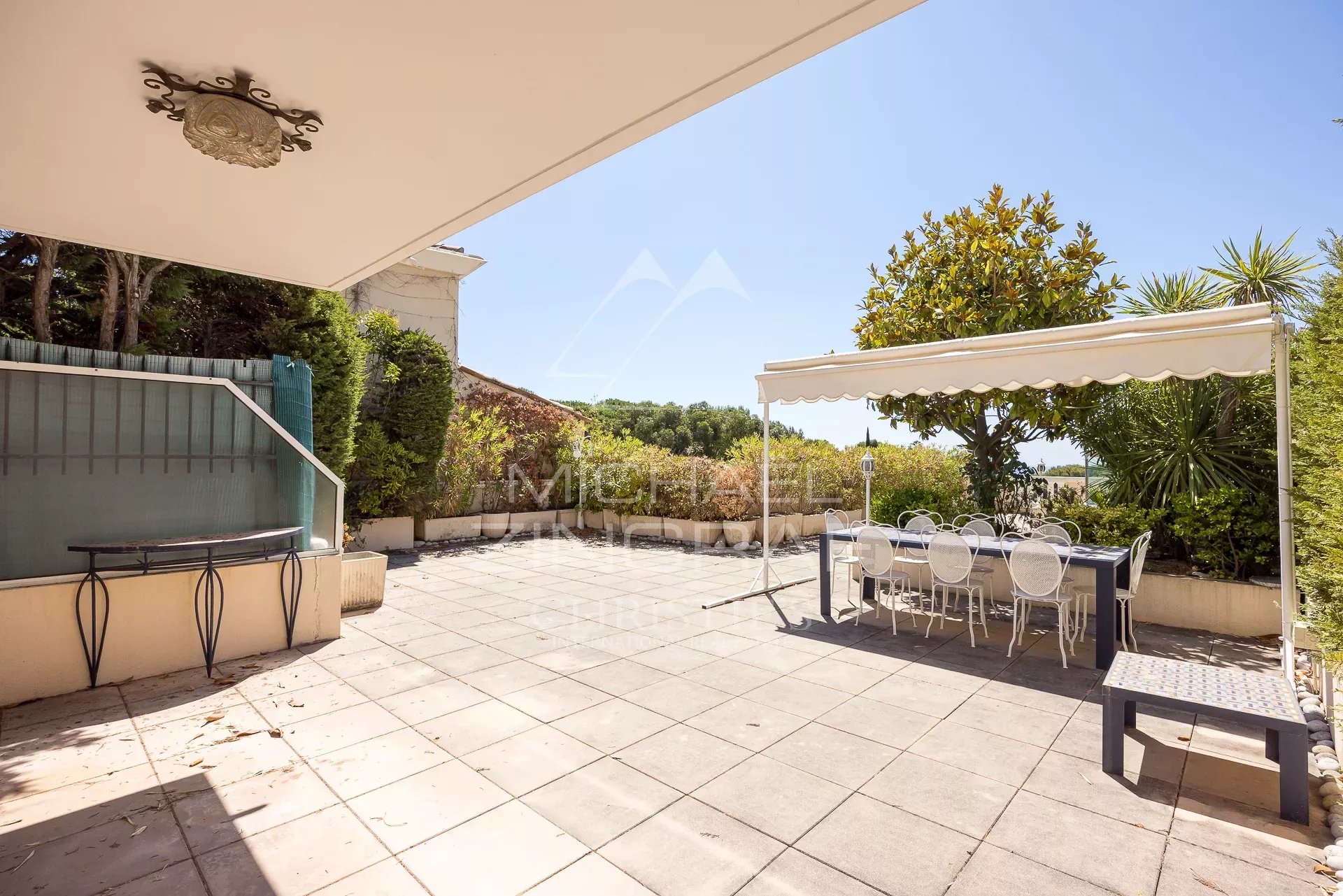 Cap d’Ail - Penthouse vue mer à pied du centre