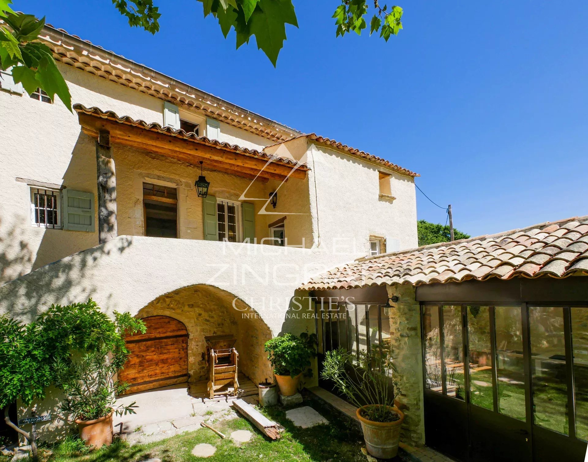 Moulin du XVII élégamment rénové