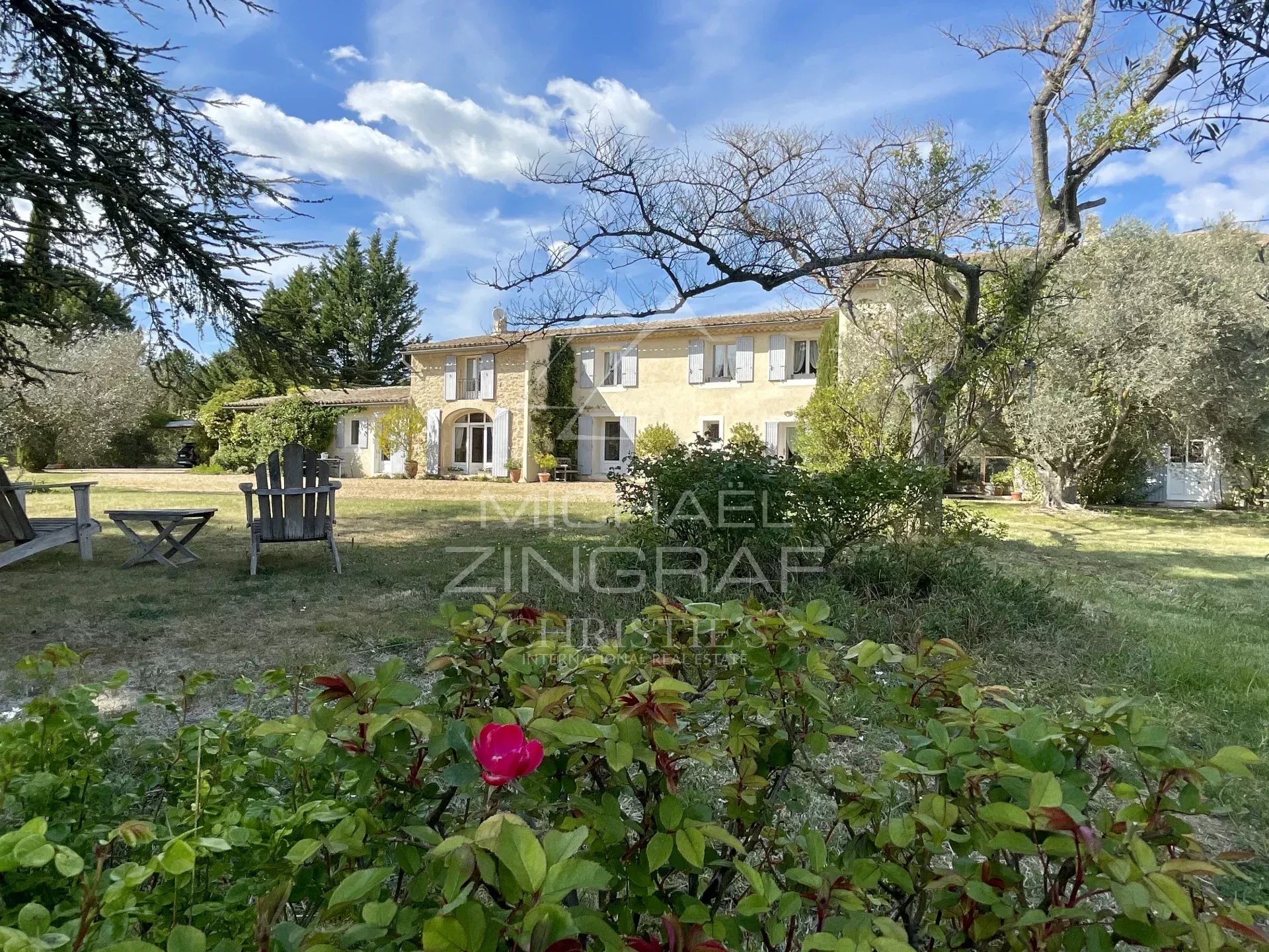 Propriété rare à la vente - mas renové
