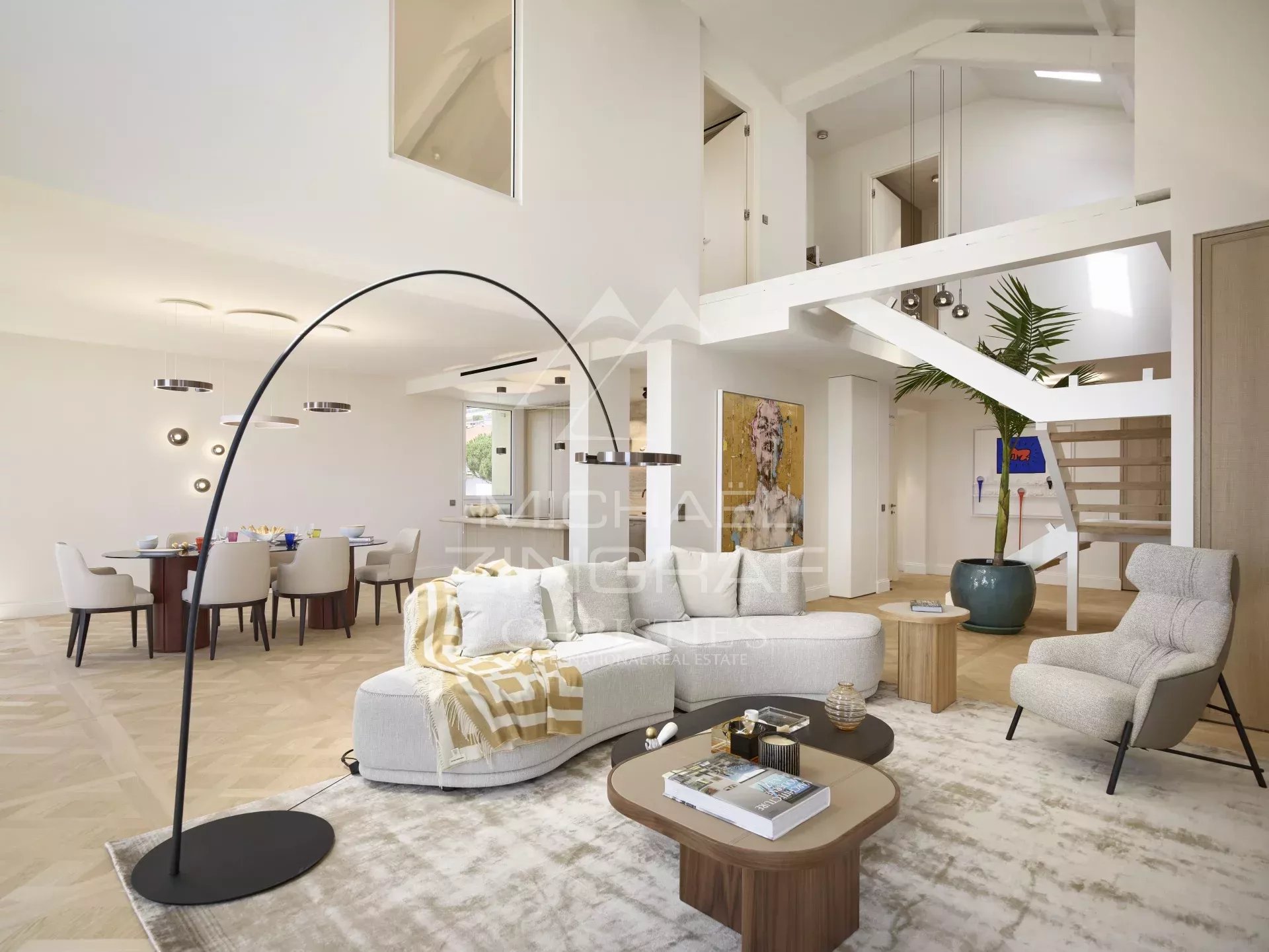 Cannes, Croix des Gardes: Exceptional apartment with panoramic ocean views