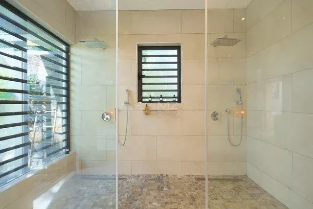 Luxury 4 bedroom Villa in Grand Bay