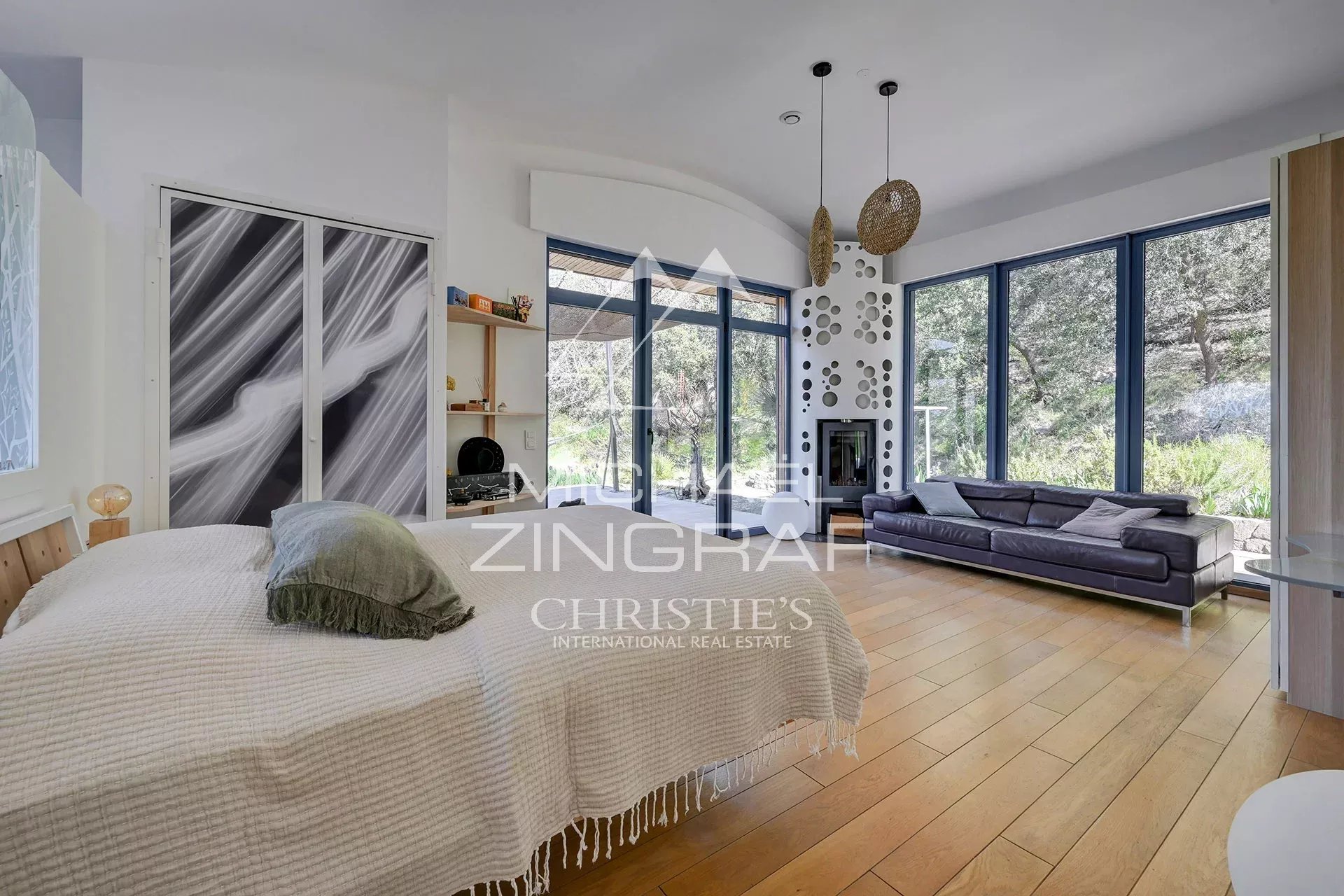 Helles, ruhiges Anwesen