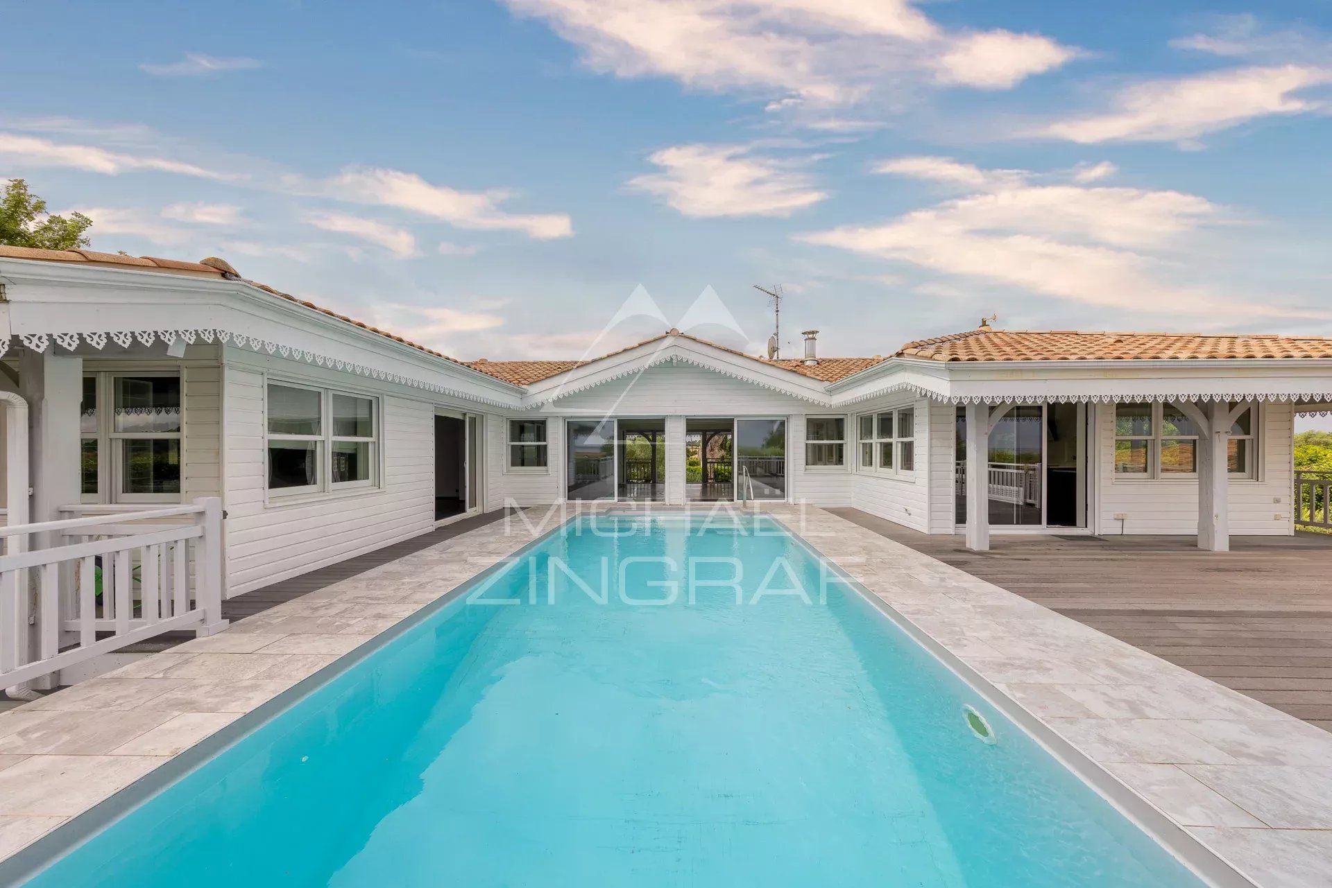 Grande maison au calme avec belle vue mer