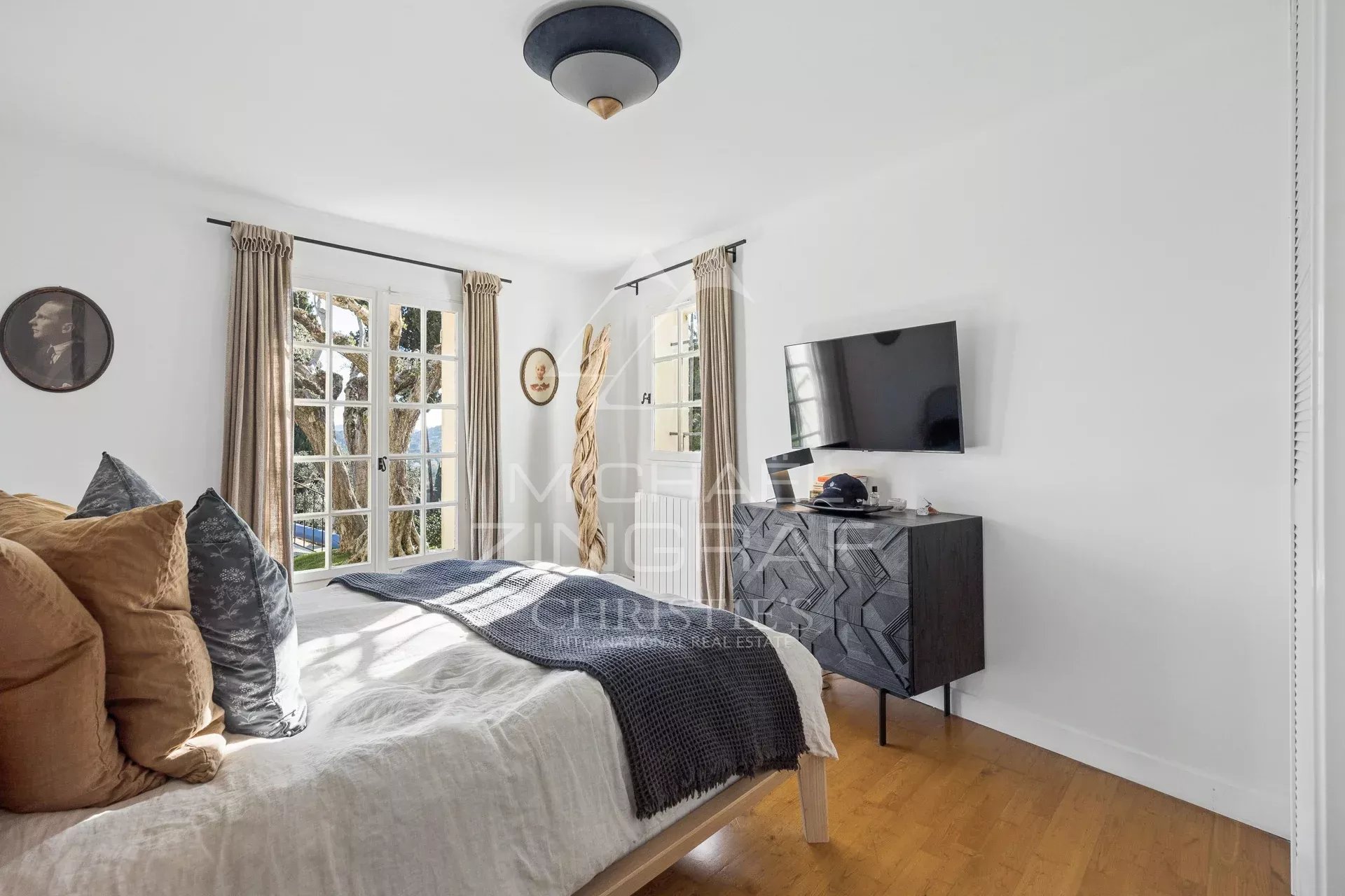 Family villa with panoramic views