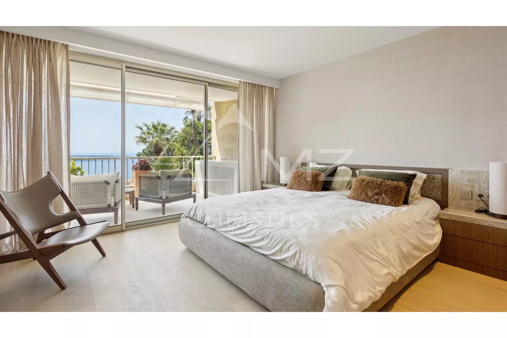 Exceptional apartment with sumptuous amenities