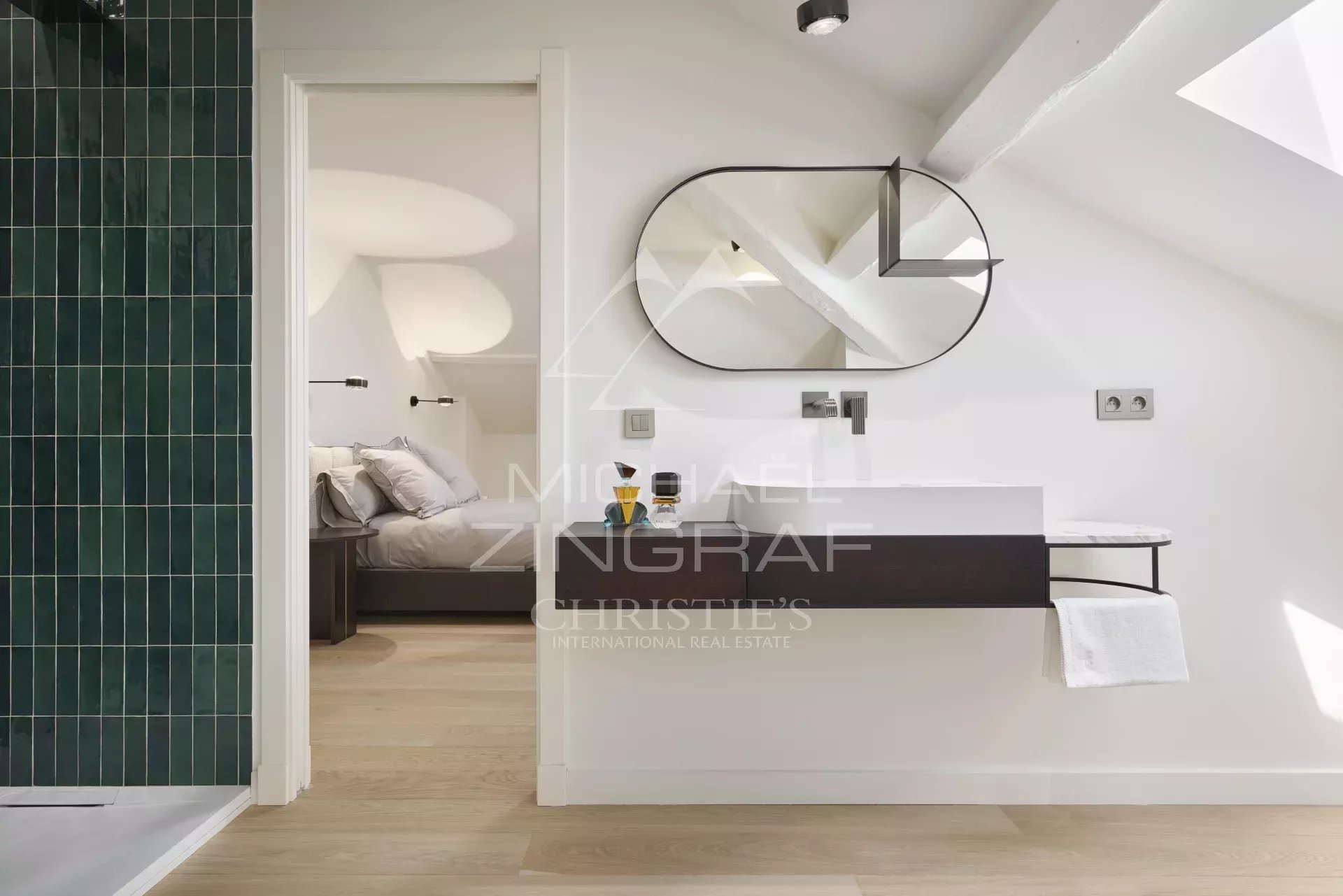 Cannes, Croix des Gardes: Exceptional apartment with panoramic ocean views