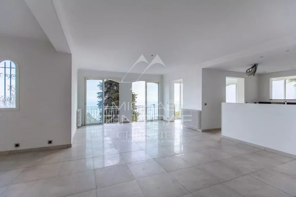 Villa à La Turbie à rénover – 240 m² avec appartement indépendant– Vue mer panoramique – Proche Monaco