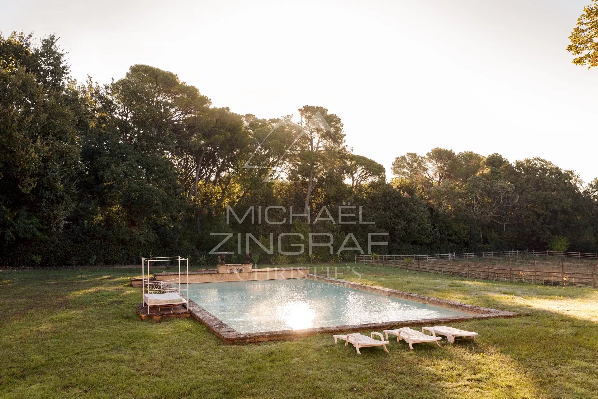 Propriété d’exception au cœur de la campagne aixoise