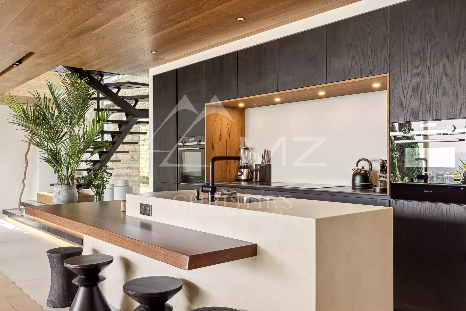 In der Nähe von Cannes - Neue Villa mit 4 Schlafzimmer