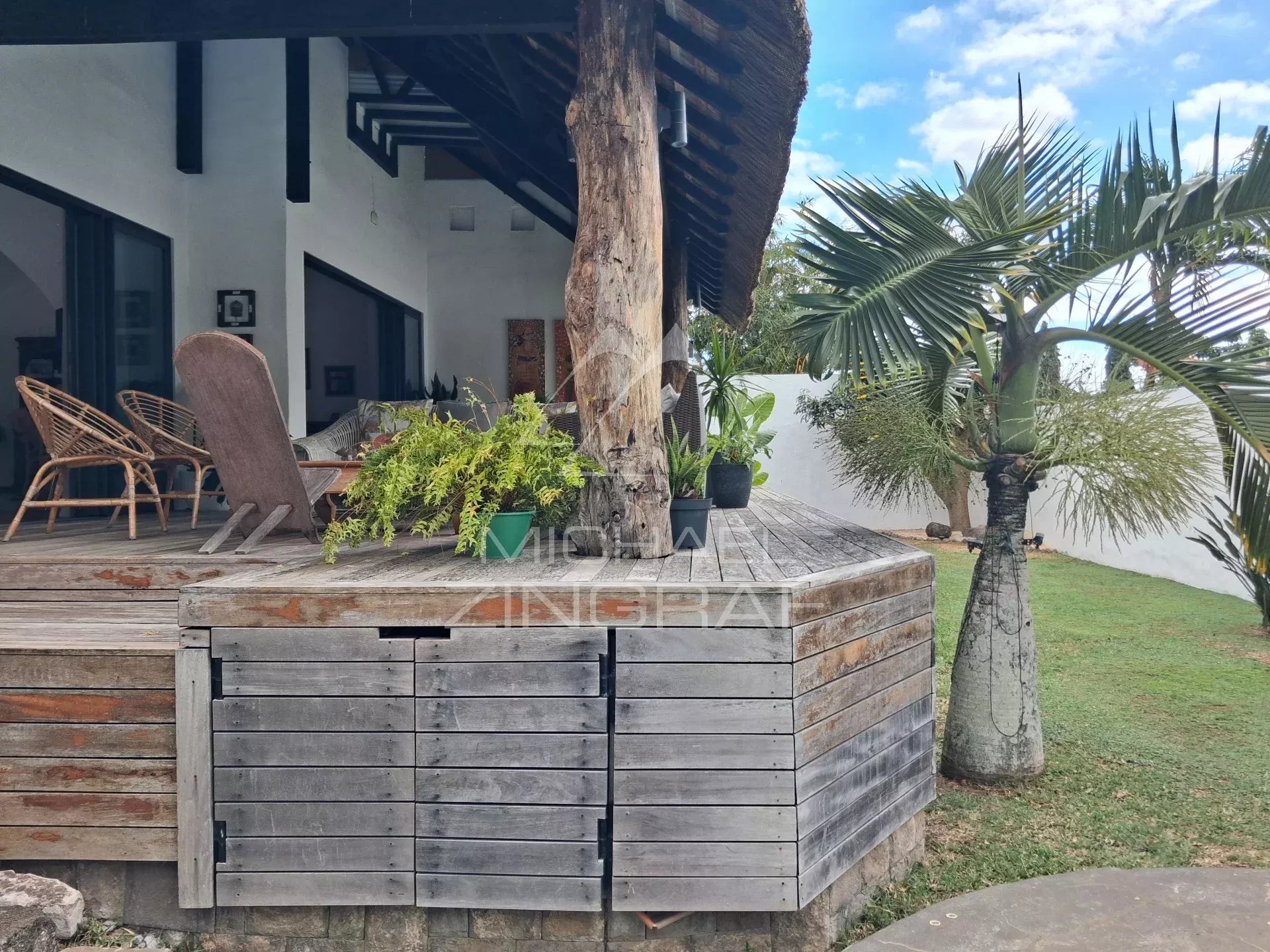 Furnished 4-Bedroom Family Home with Swimming Pool