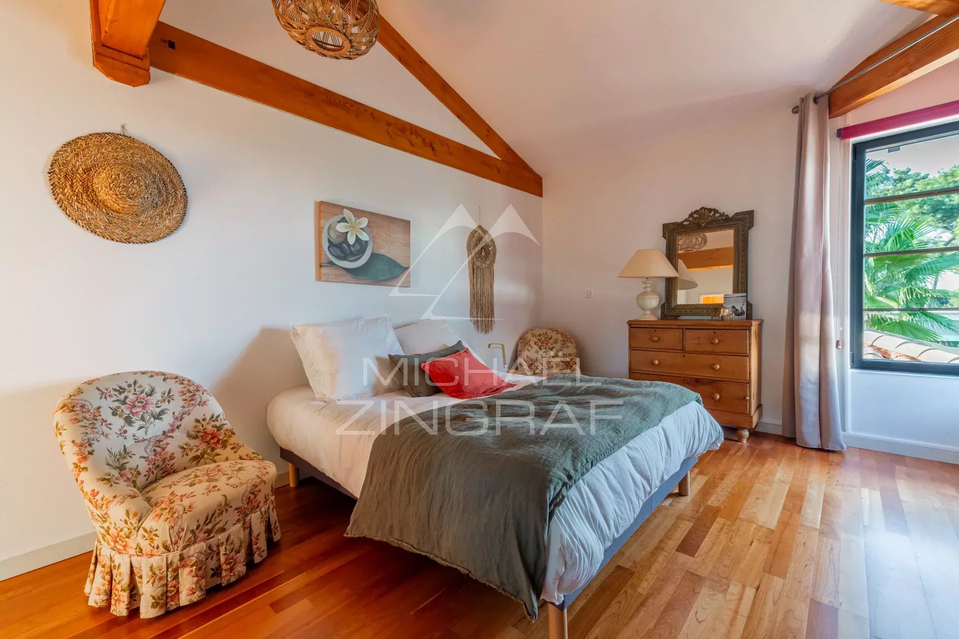 Abatilles – Maison Familiale en Environnement Résidentiel Très Recherché