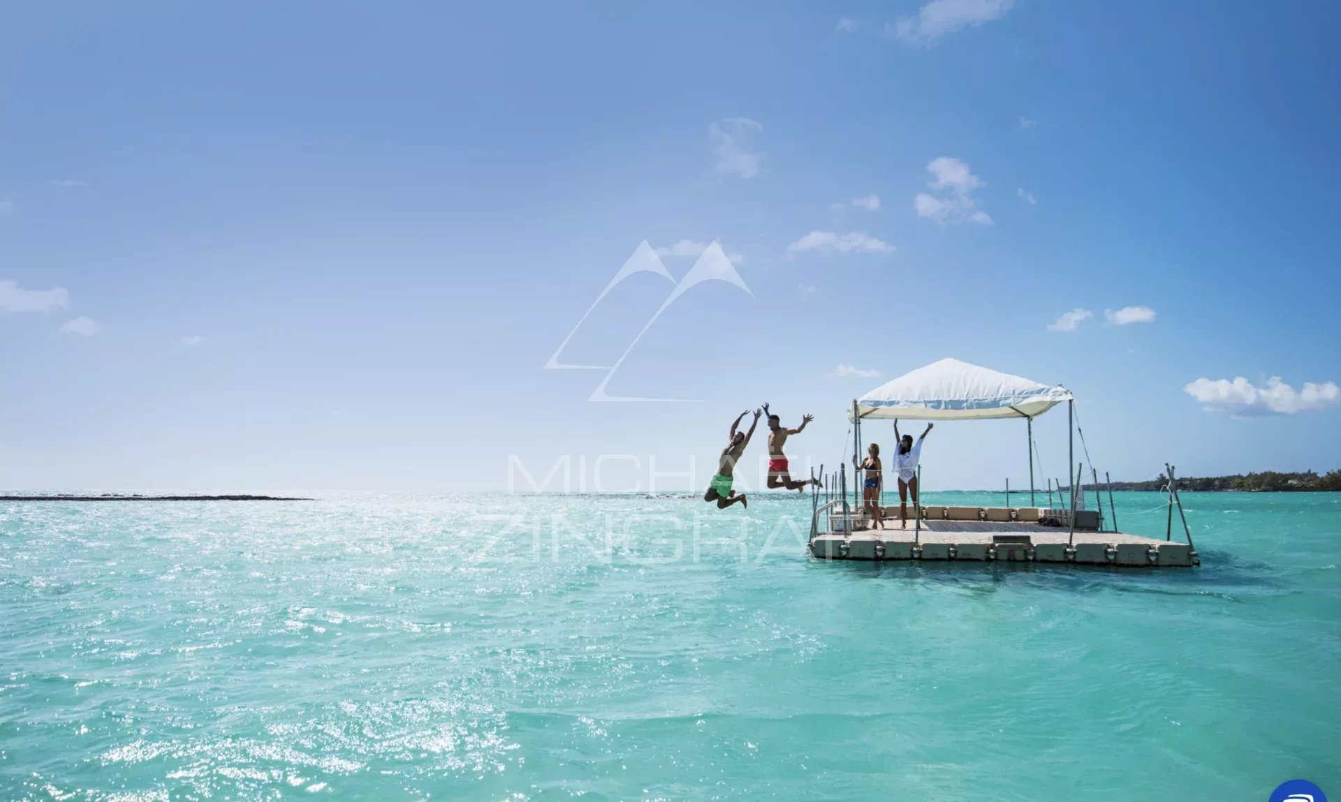 Stunning Penthouse with Panoramic Sea View