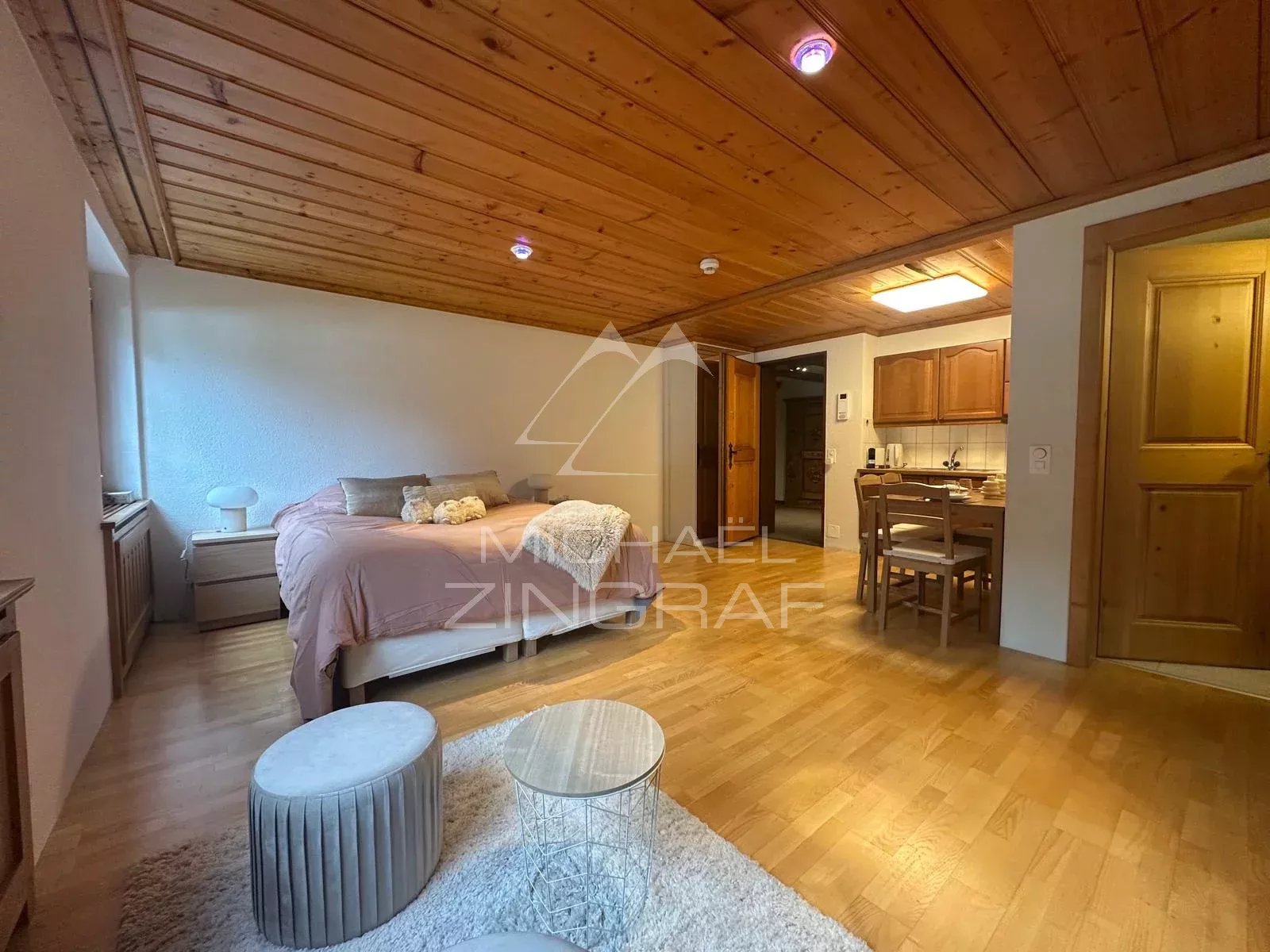Miet-Appartement mit eigenem Garten in Gstaad