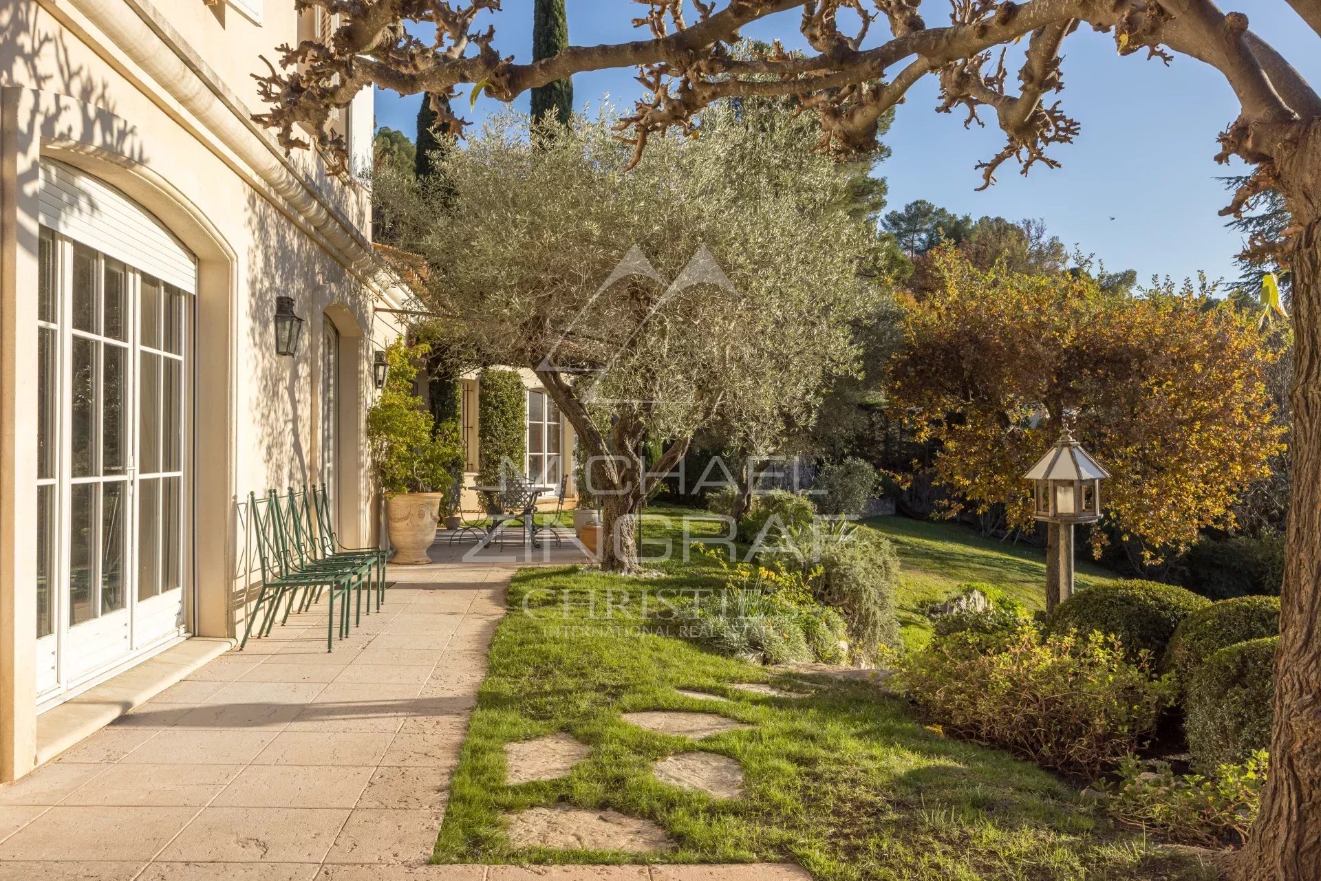 Elegant villa in a residential area with open views