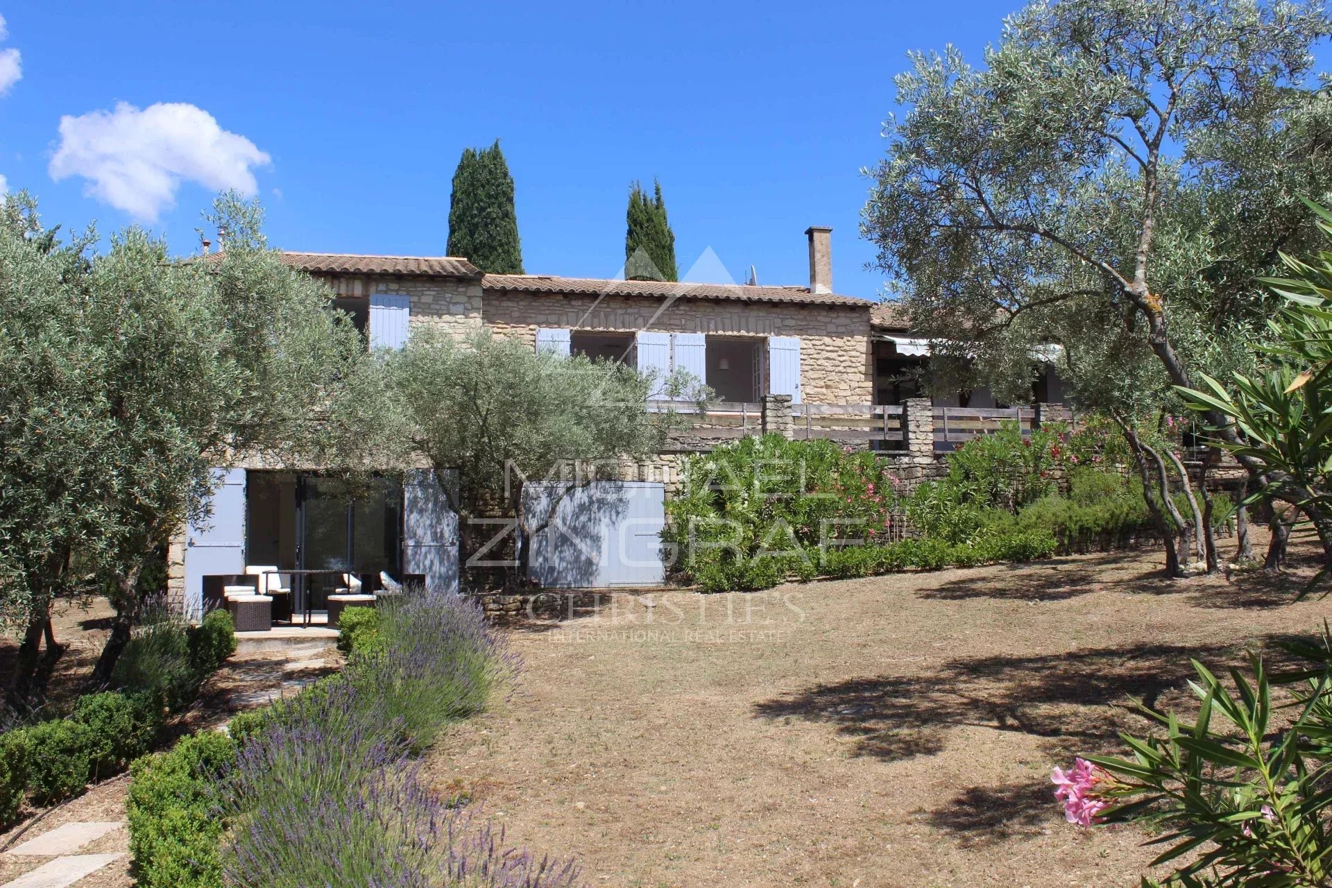 Gordes - Beautiful vacation home overlooking the Luberon