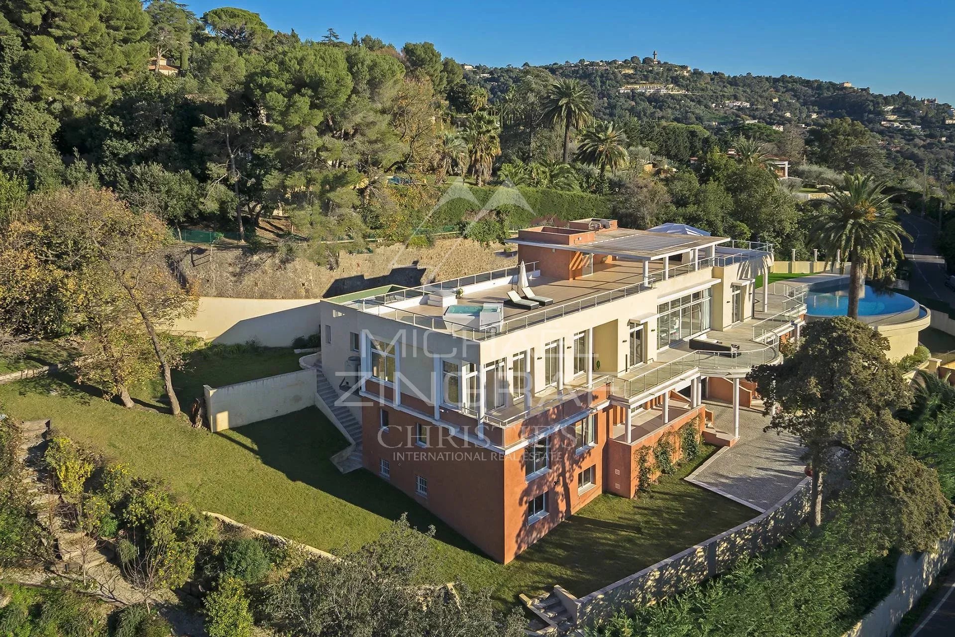 Cannes - Luxurious new built villa